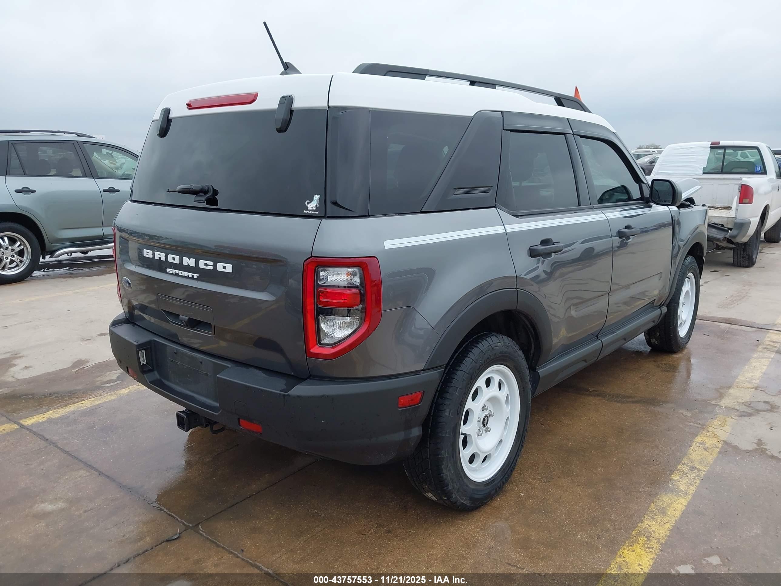 FORD BRONCO image 4