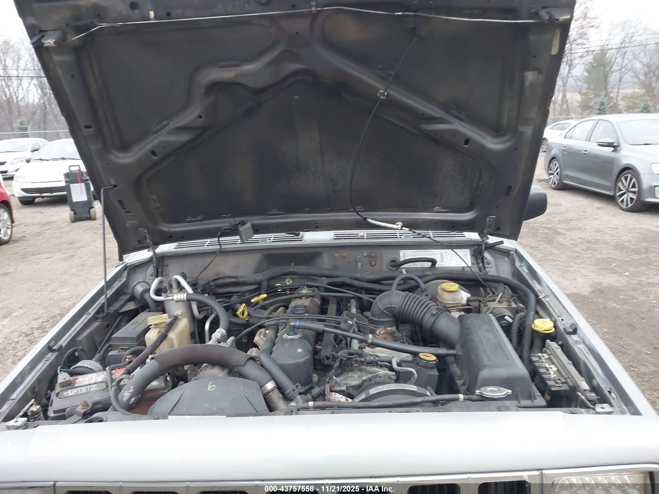 JEEP CHEROKEE image 10