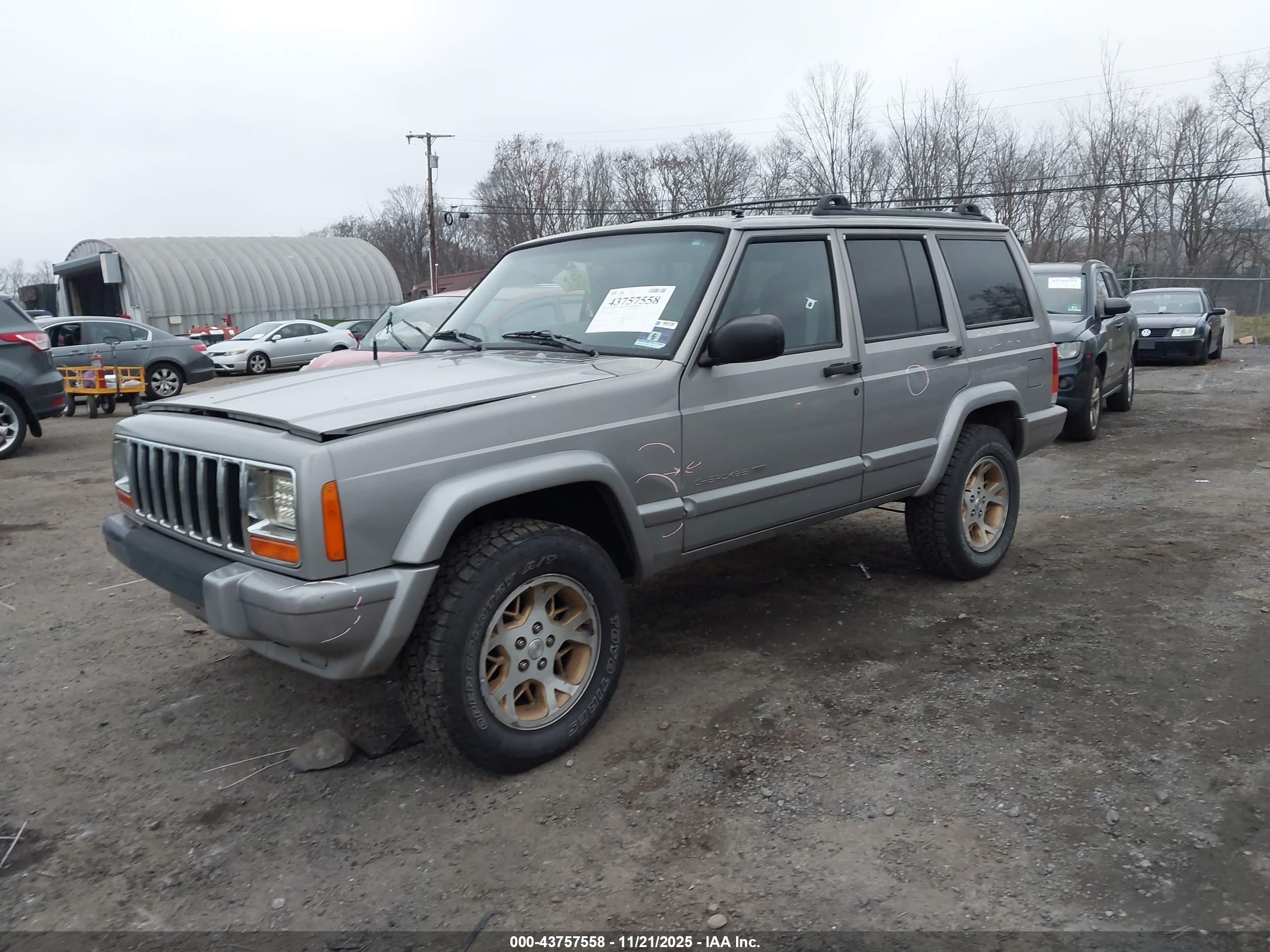 JEEP CHEROKEE image 2
