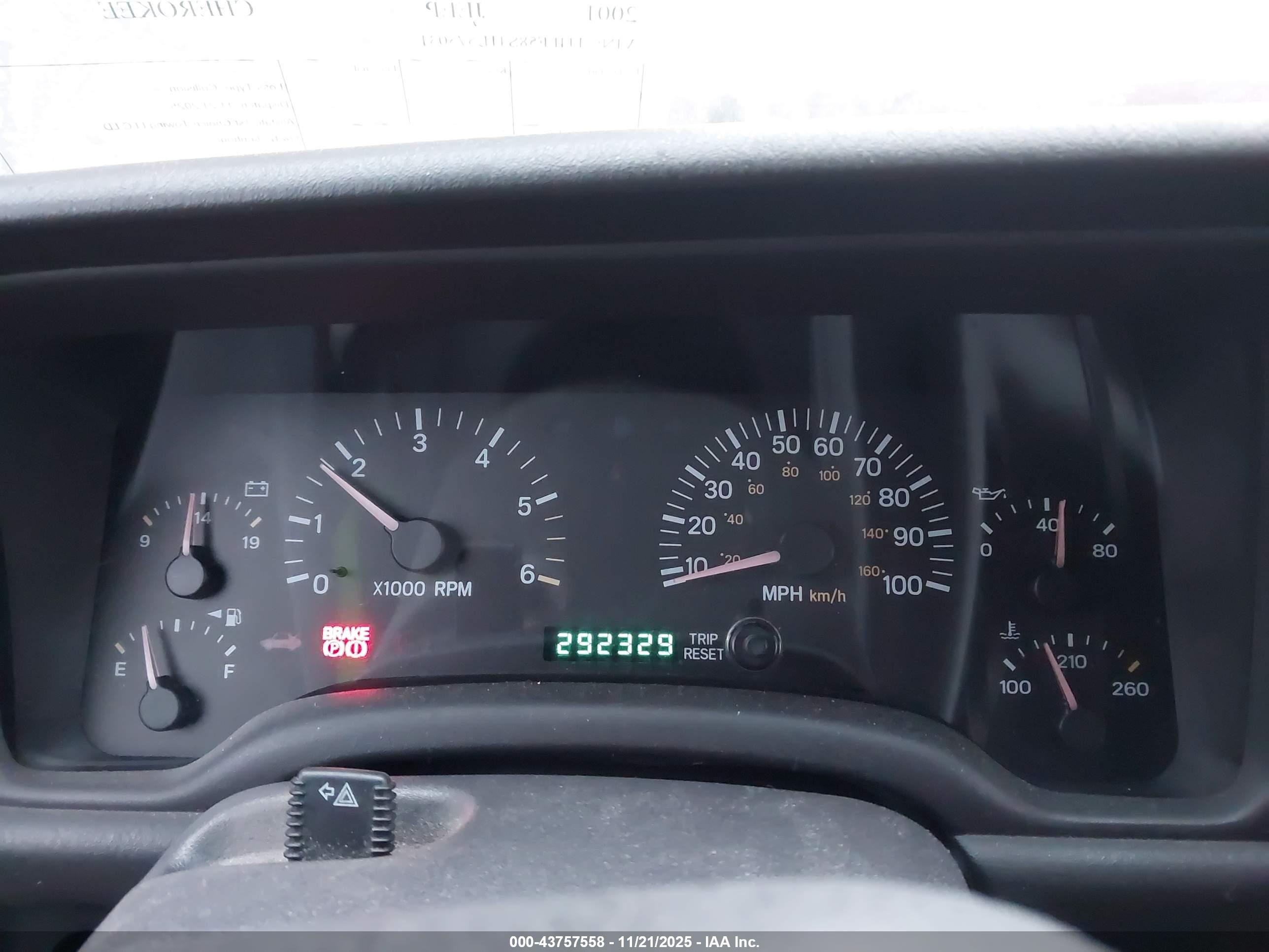 JEEP CHEROKEE image 7