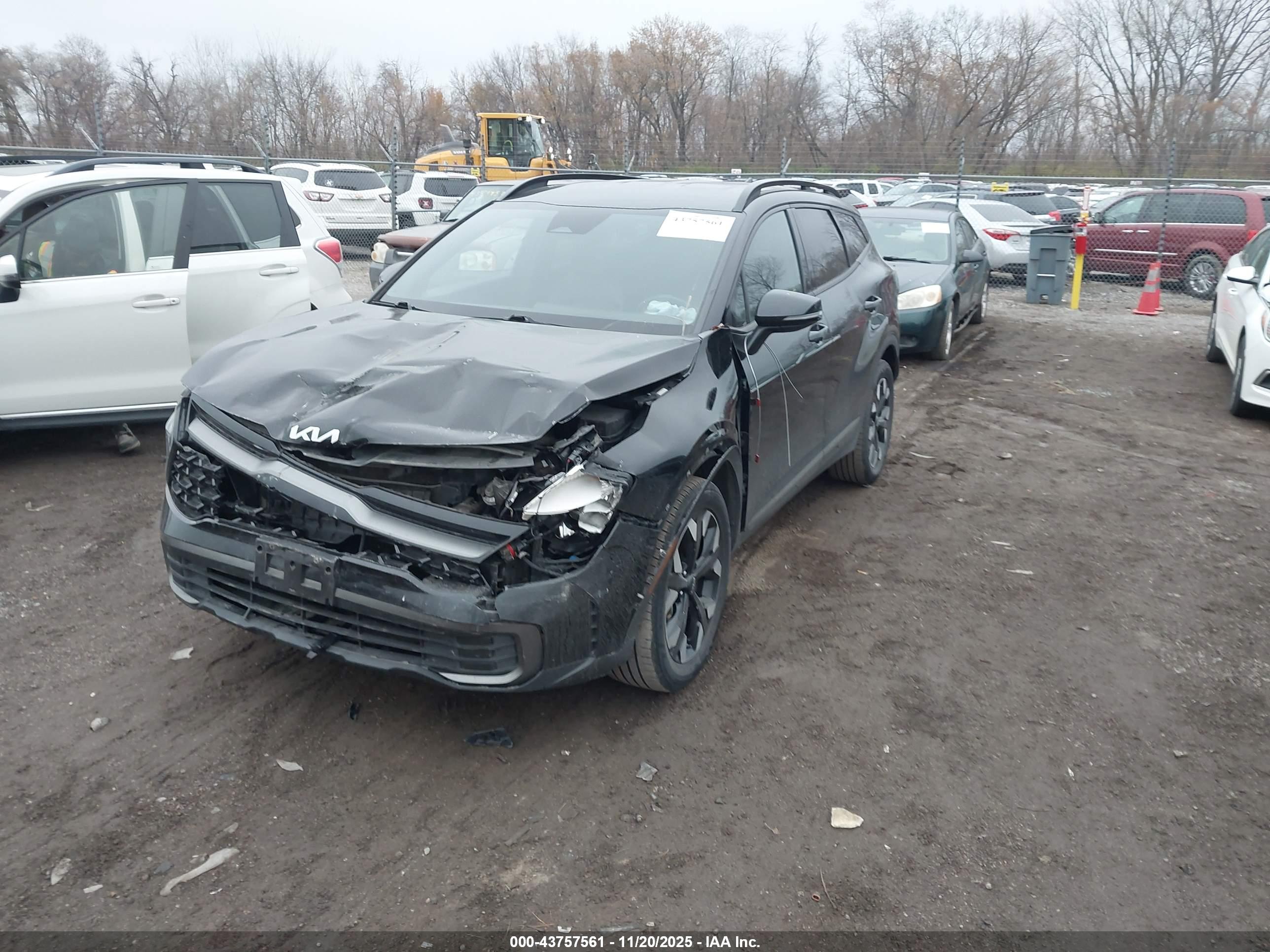KIA SPORTAGE image 2