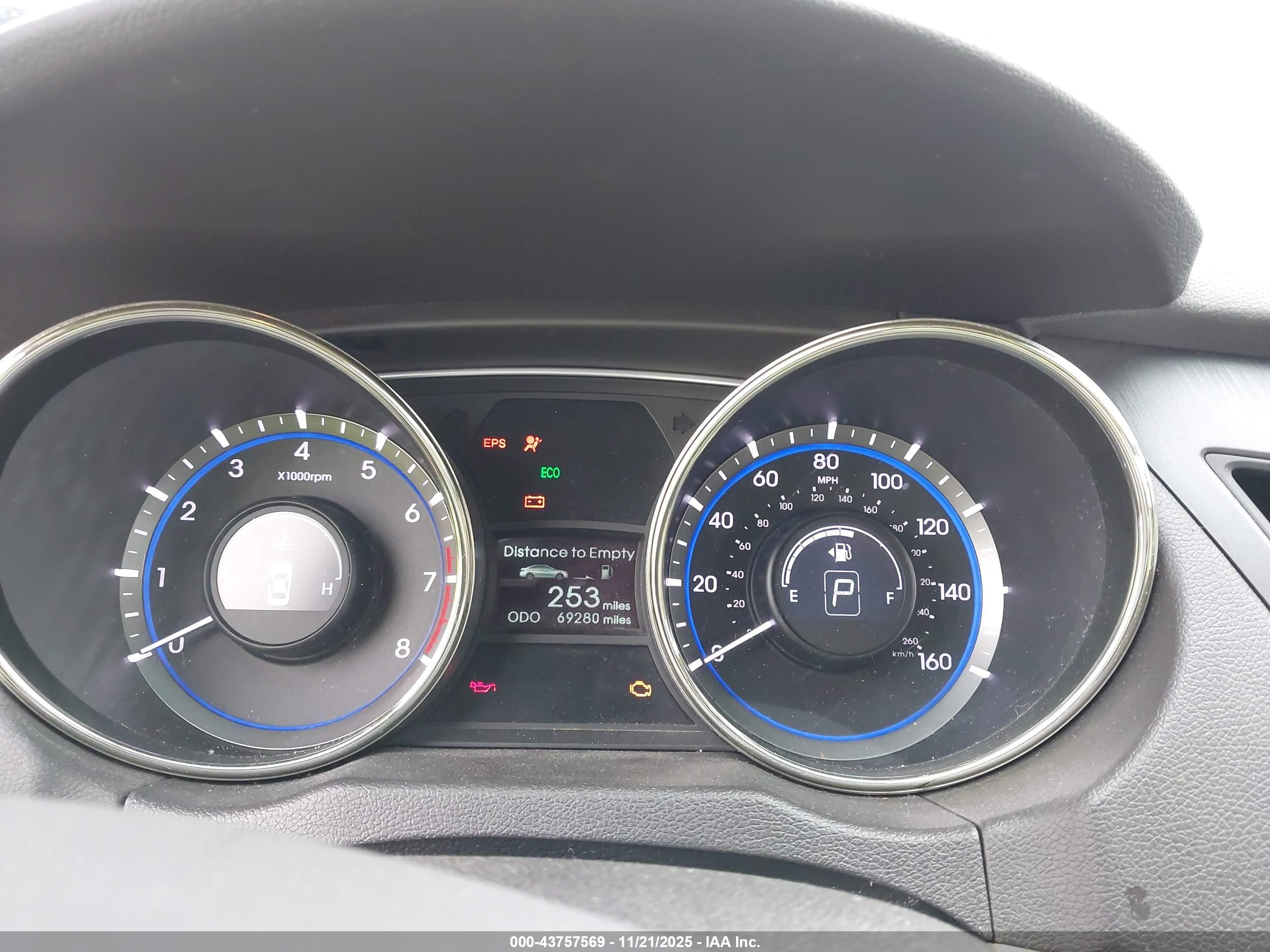 HYUNDAI SONATA image 7