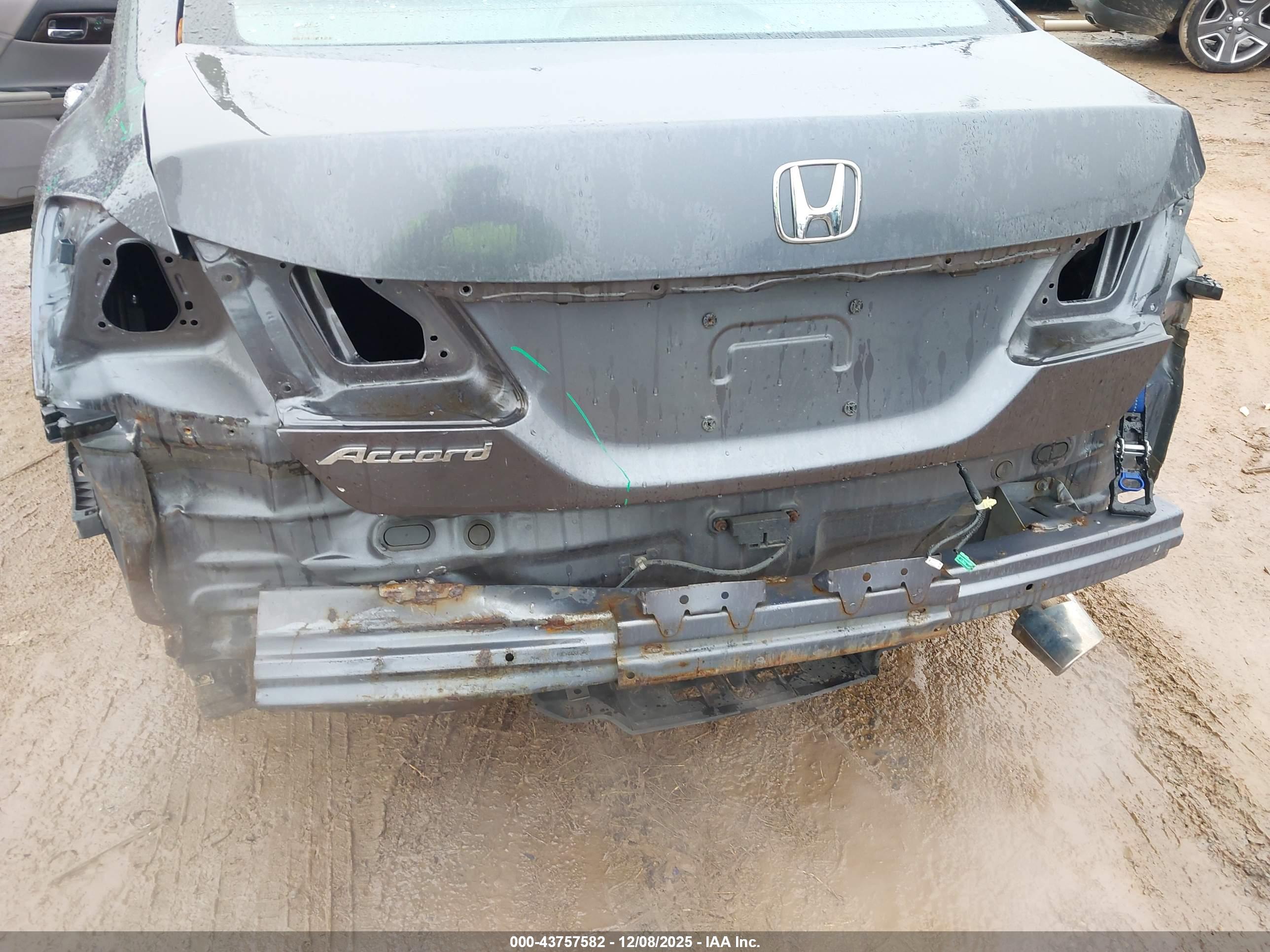 HONDA ACCORD image 6