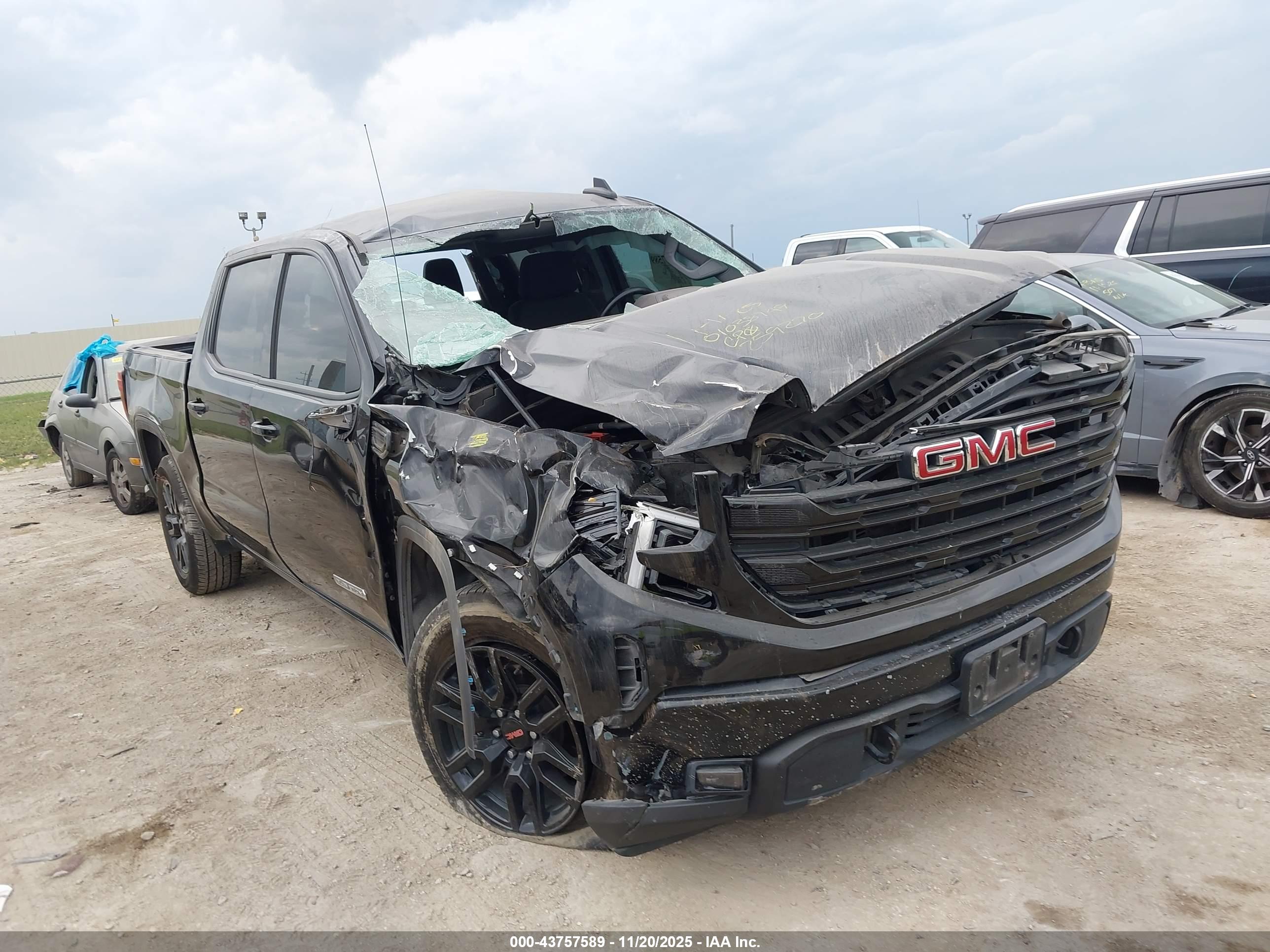 GMC SIERRA image 6