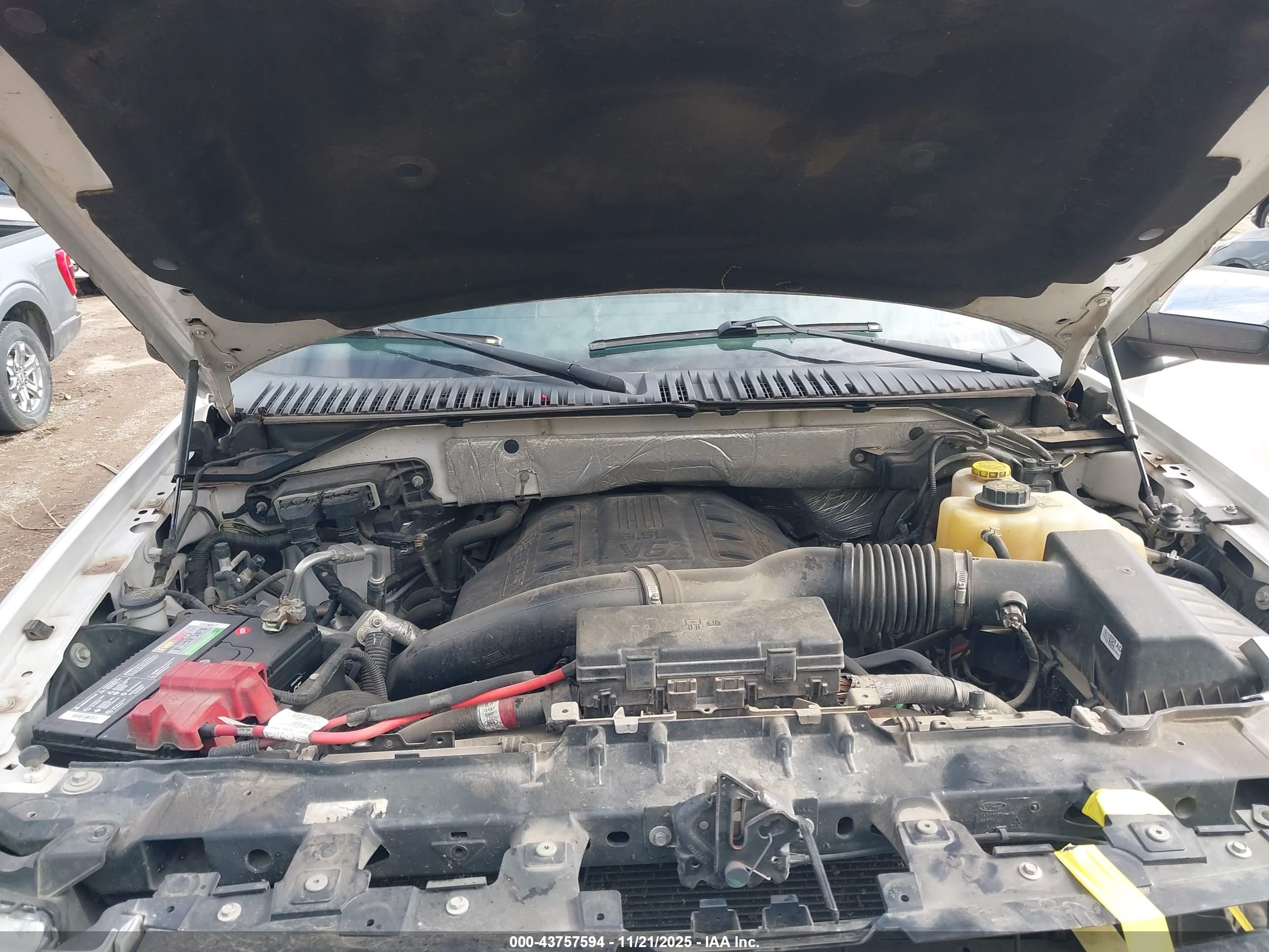 FORD EXPEDITION image 10