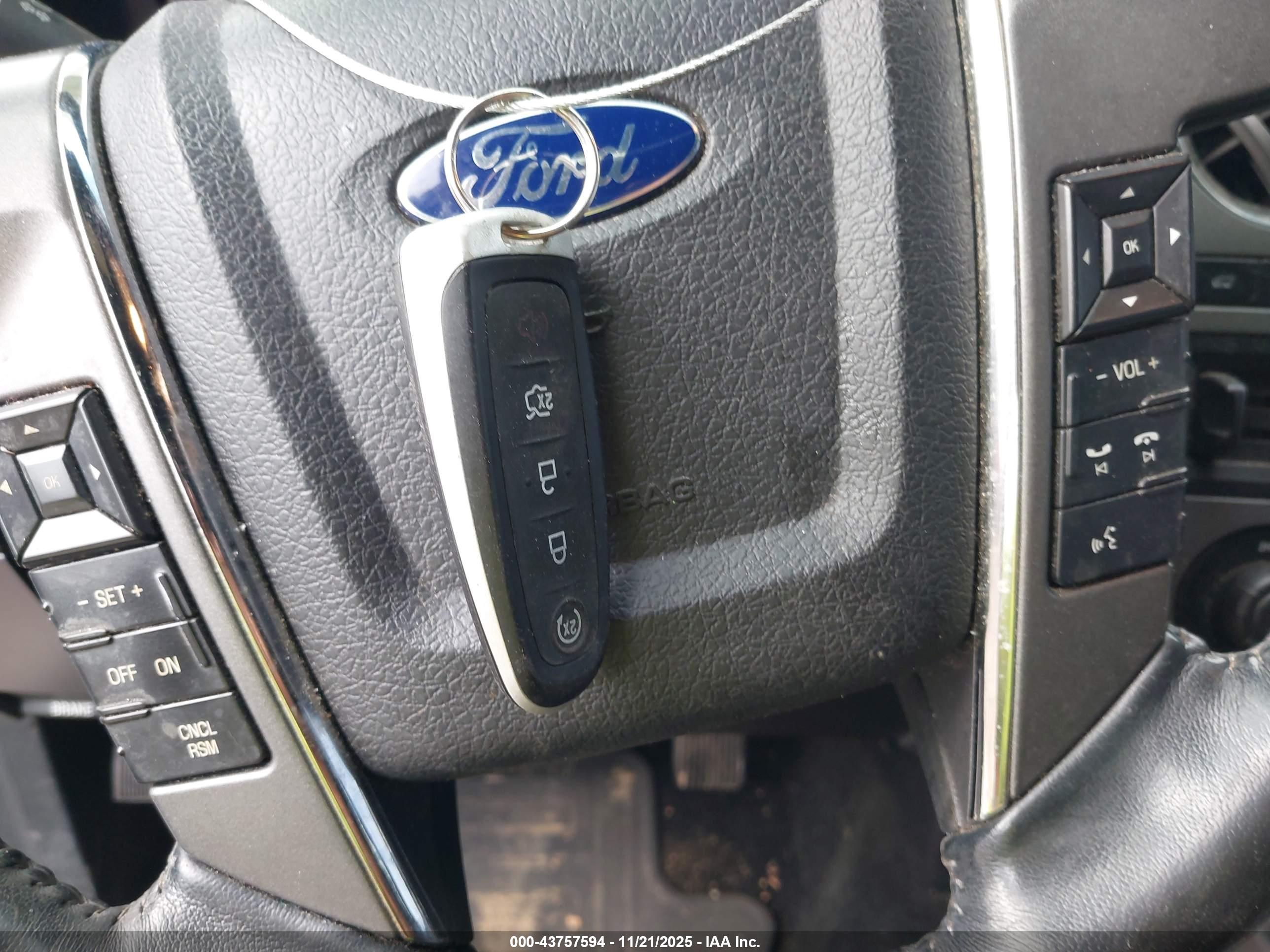 FORD EXPEDITION image 11