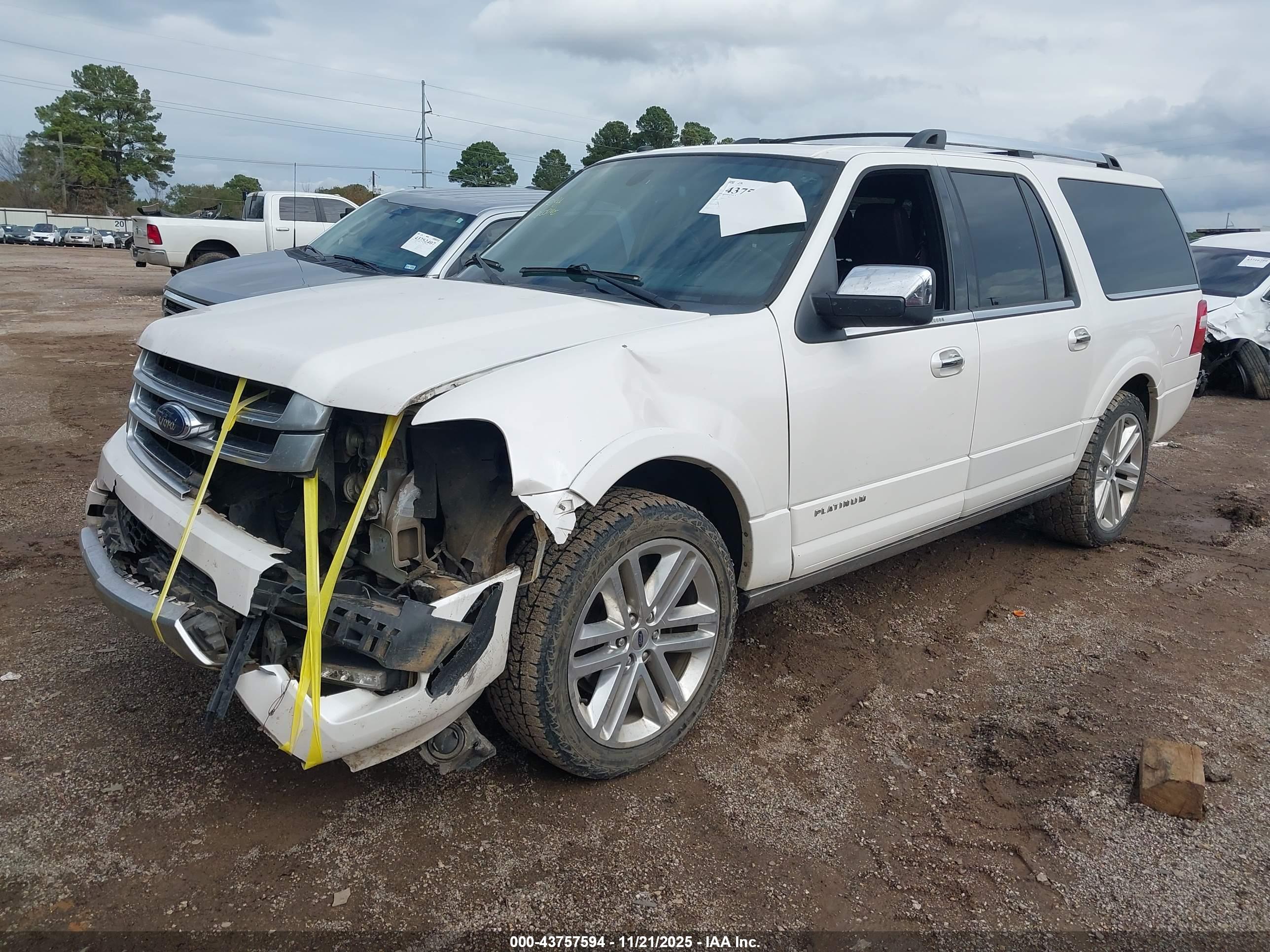 FORD EXPEDITION image 2