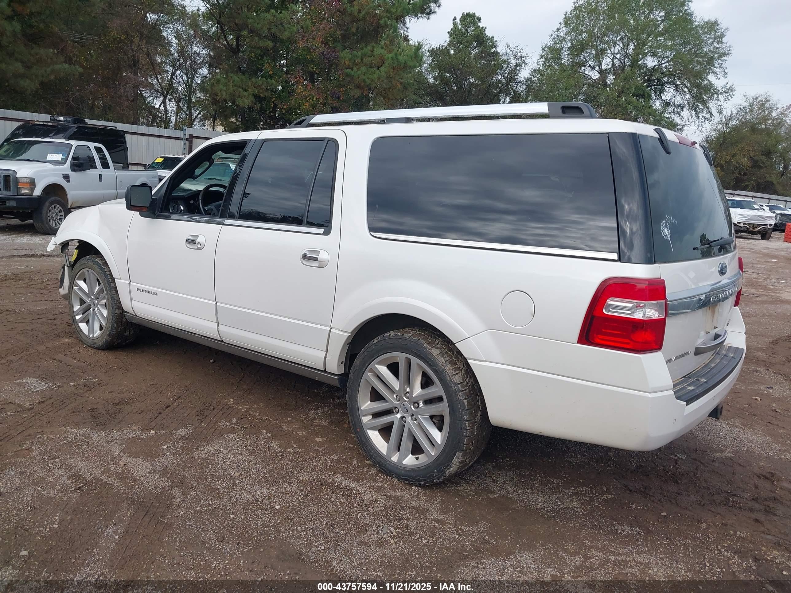 FORD EXPEDITION image 3