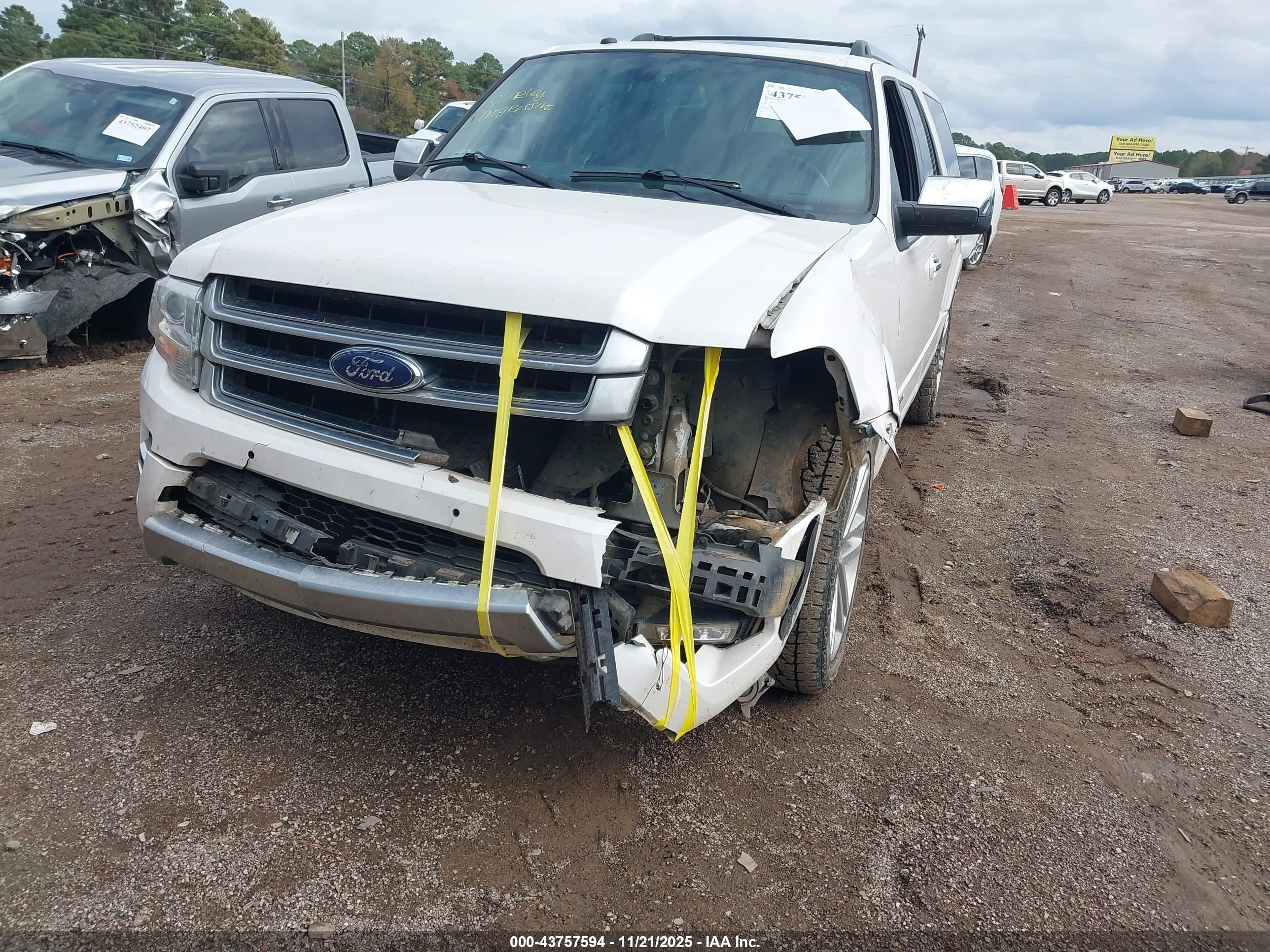 FORD EXPEDITION image 6