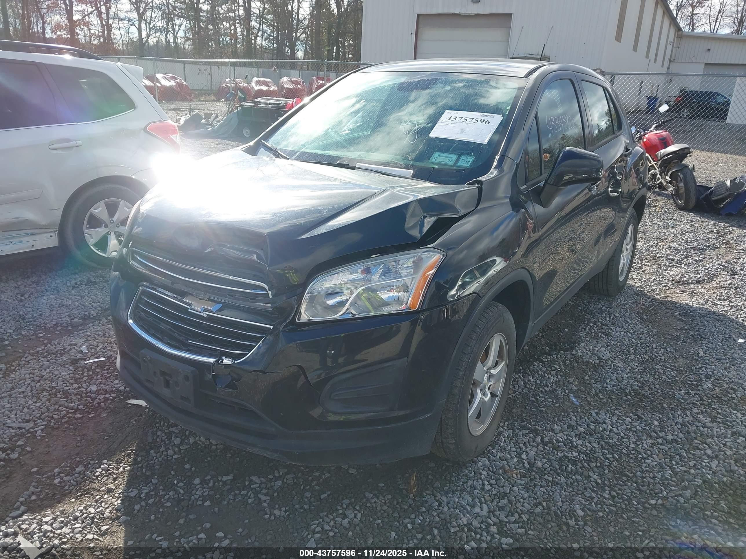 CHEVROLET TRAX image 6