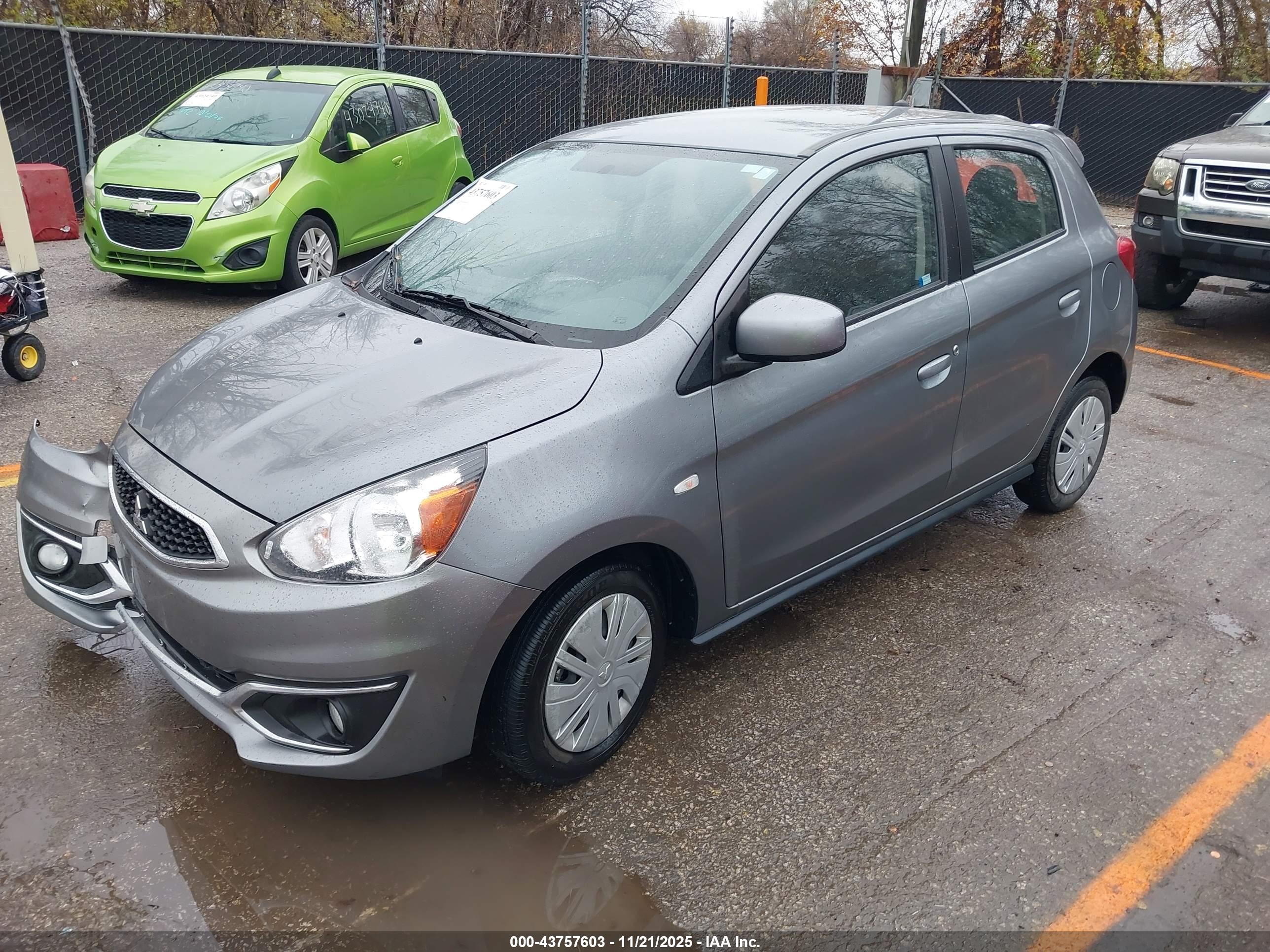 MITSUBISHI MIRAGE image 2