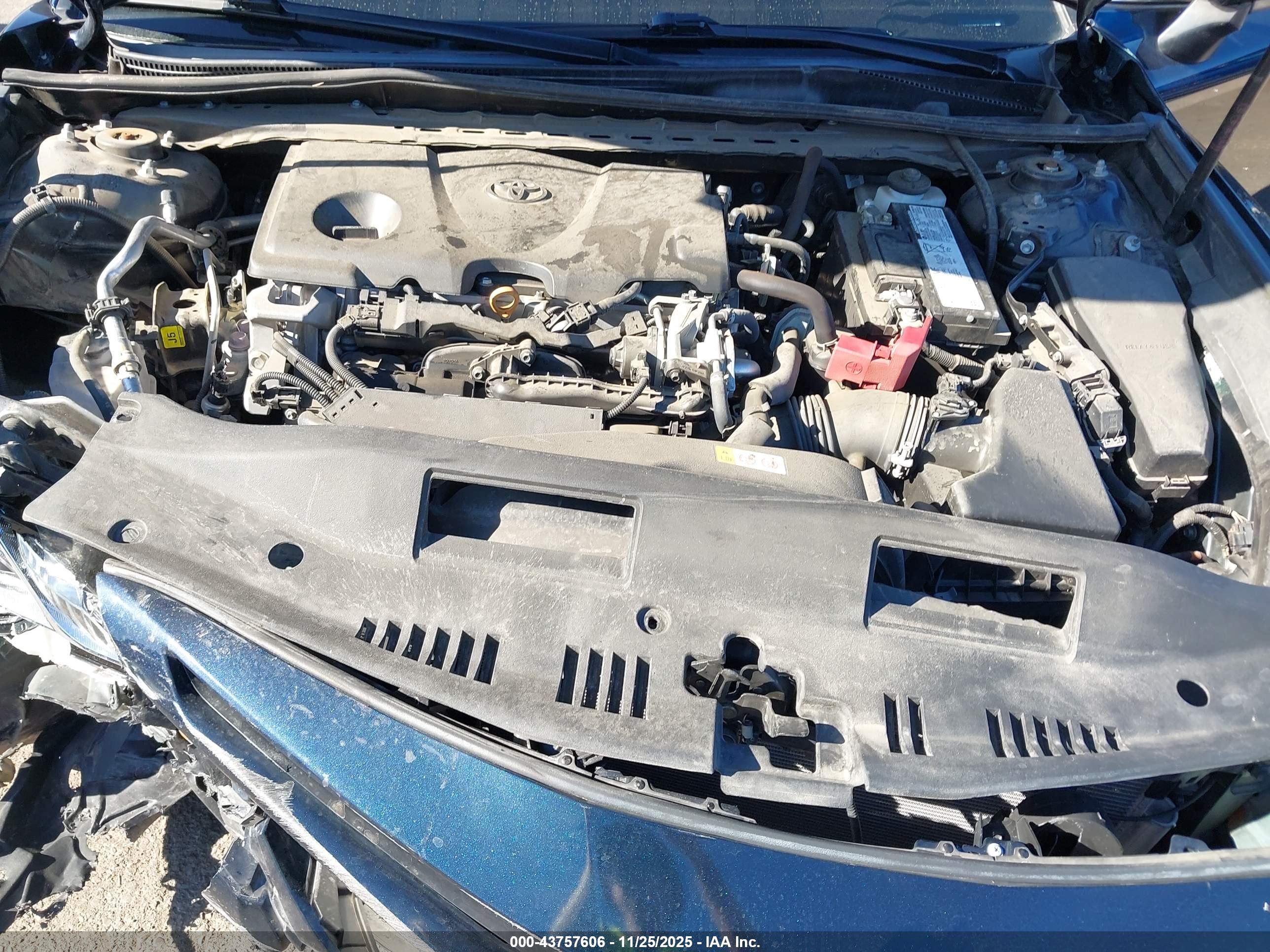 TOYOTA CAMRY image 10