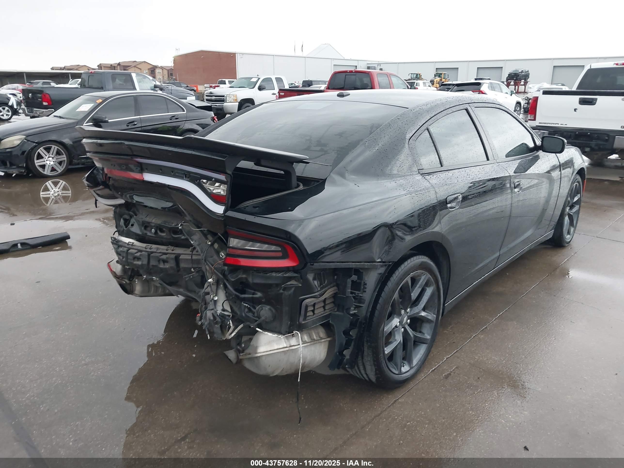 DODGE CHARGER image 4