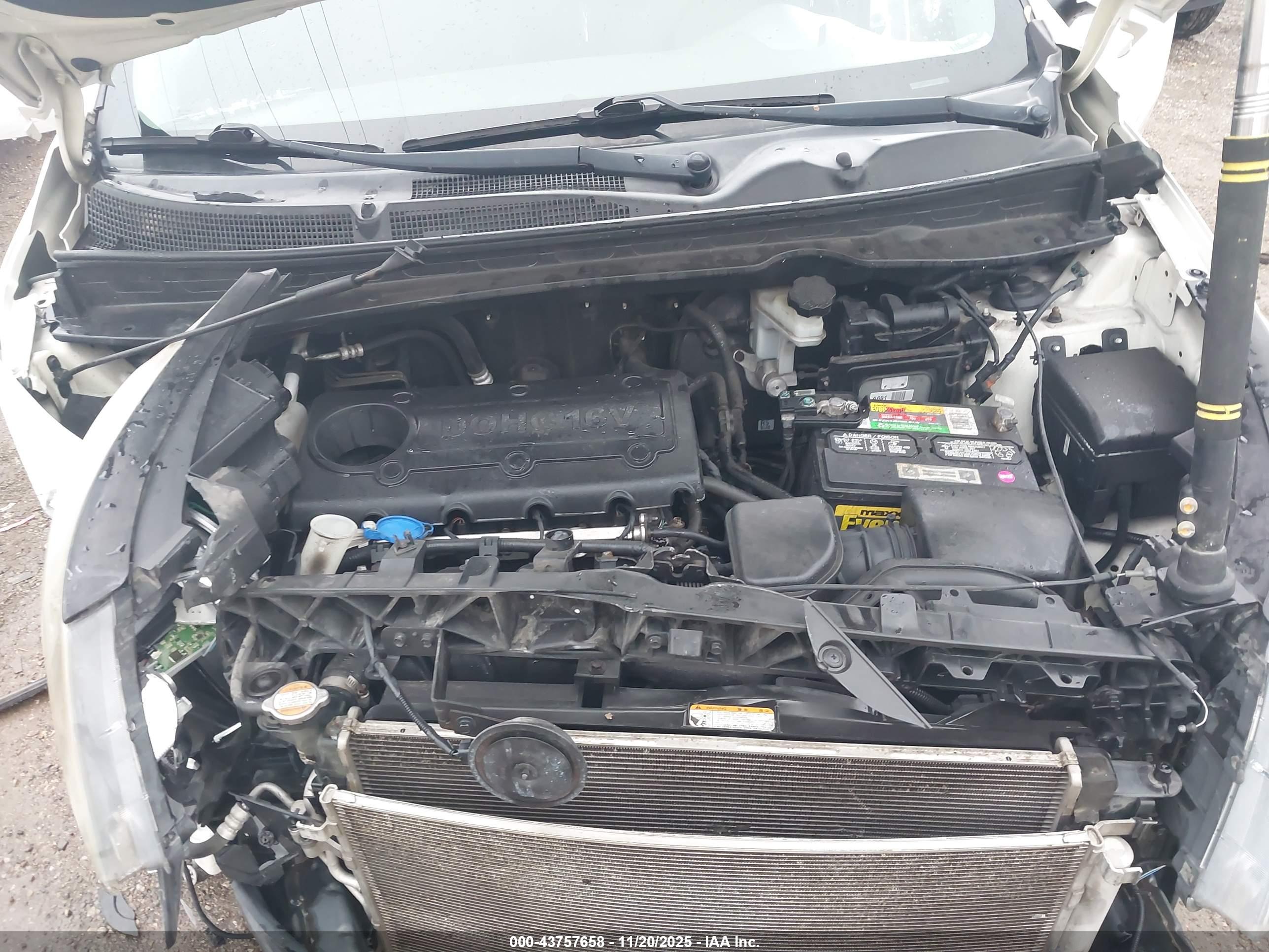 KIA SPORTAGE image 10