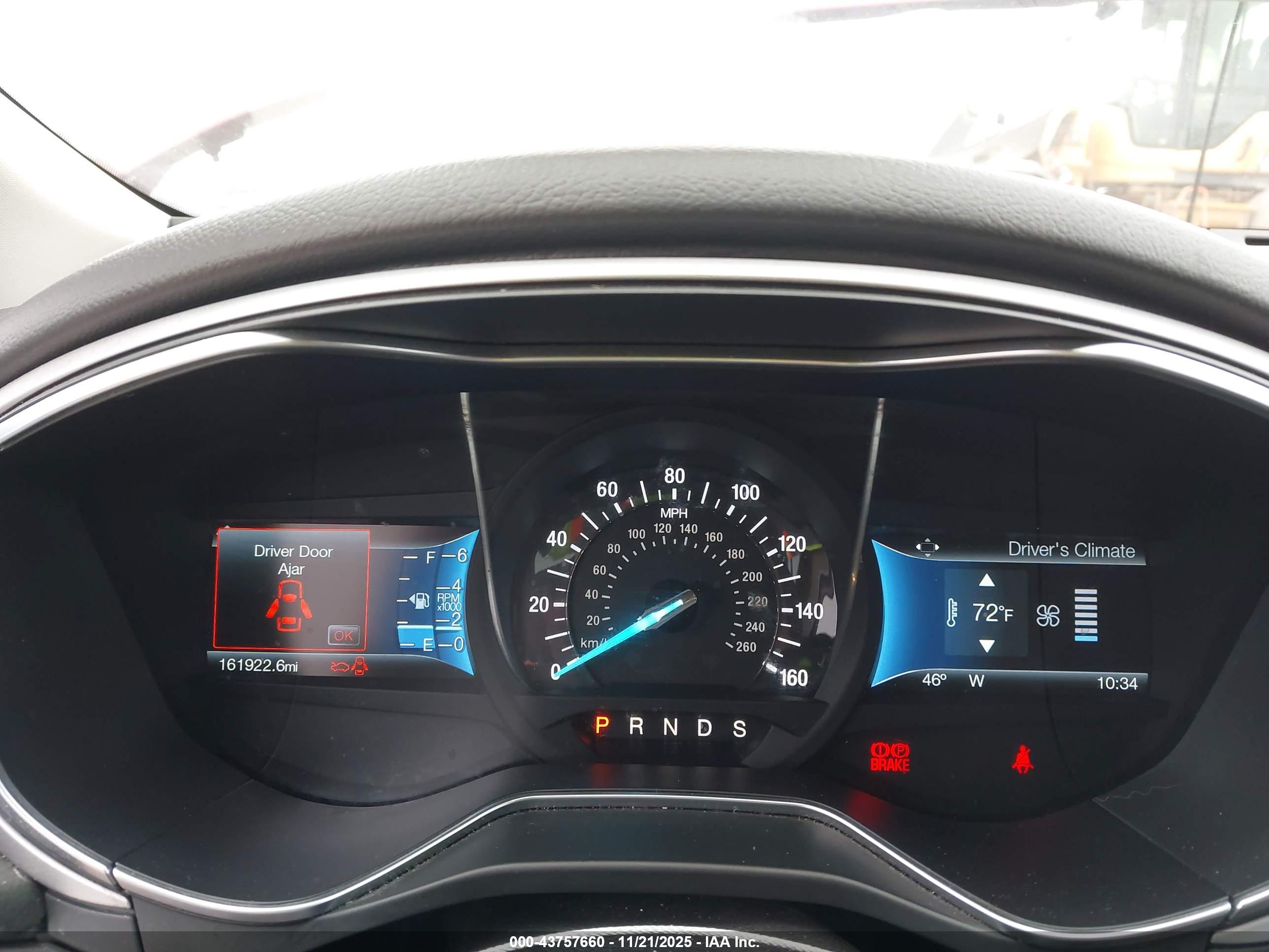 FORD FUSION image 7