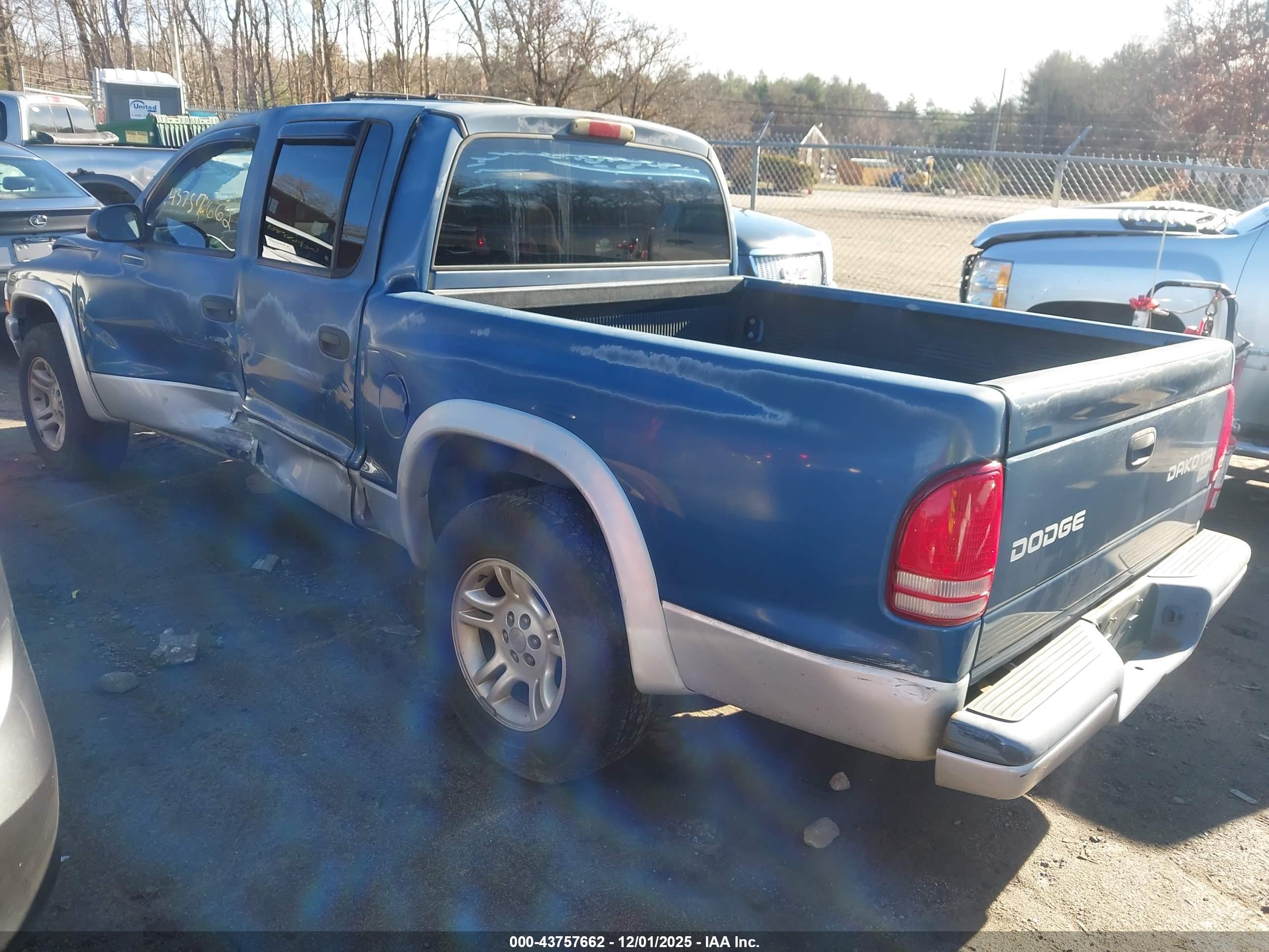DODGE DAKOTA image 3