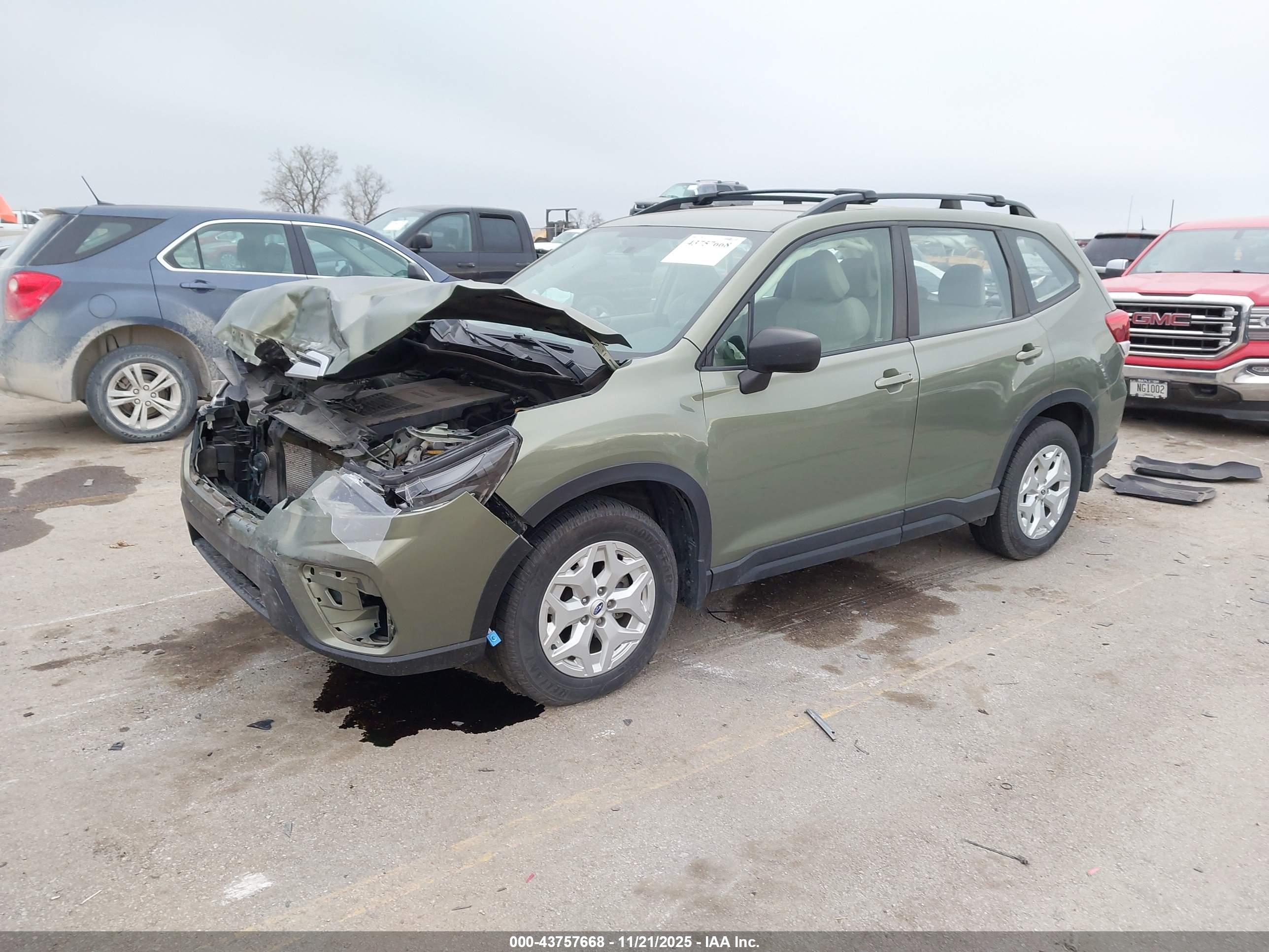 SUBARU FORESTER image 2