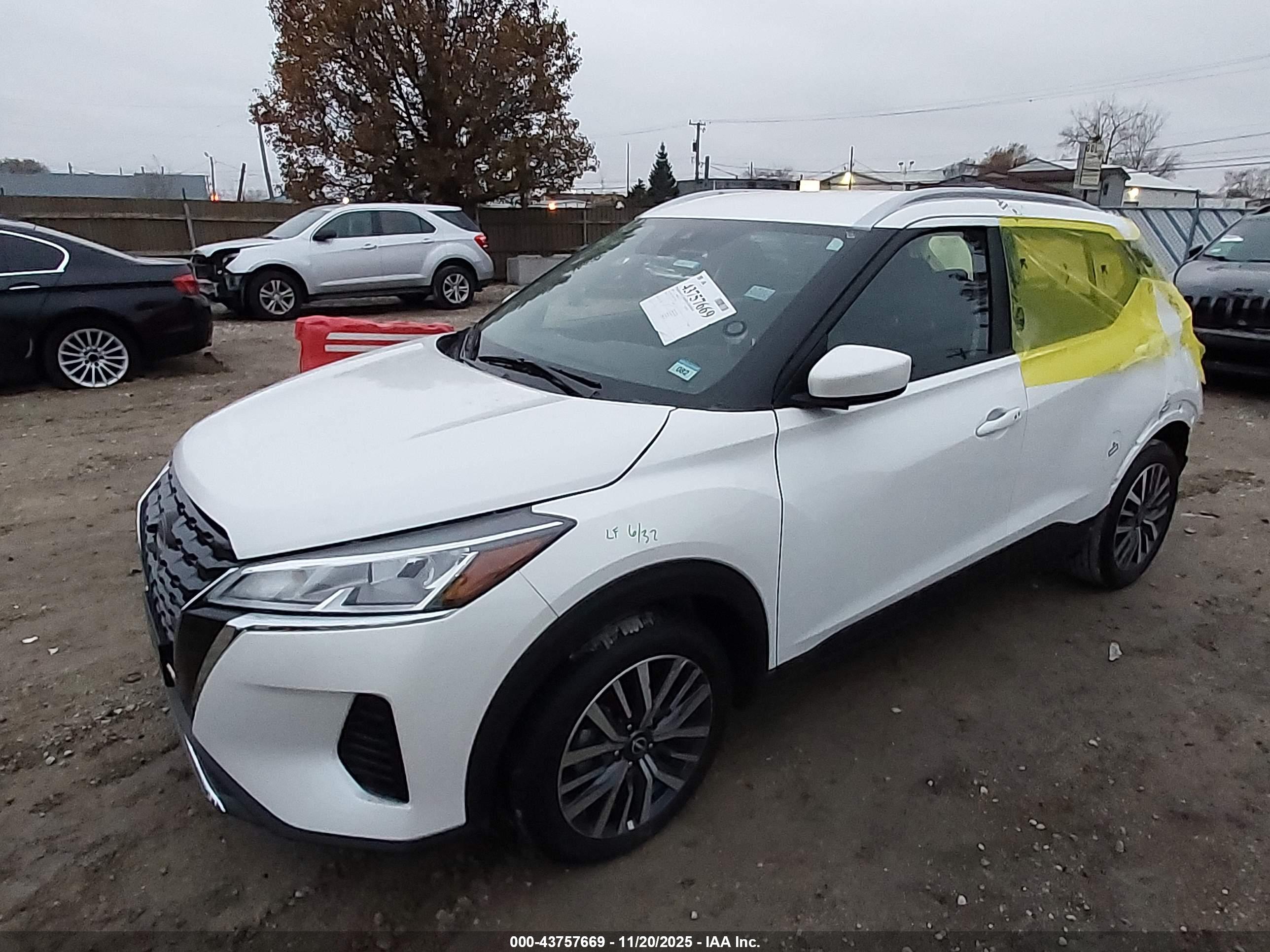 NISSAN KICKS image 2