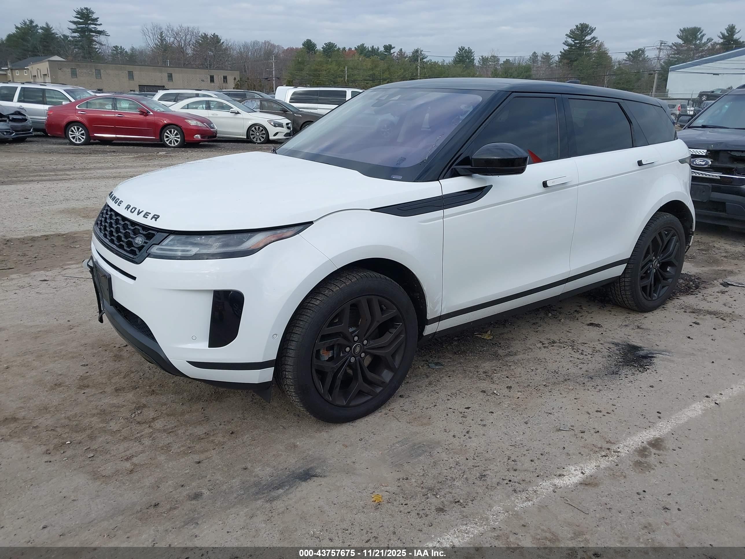 LAND ROVER image 2