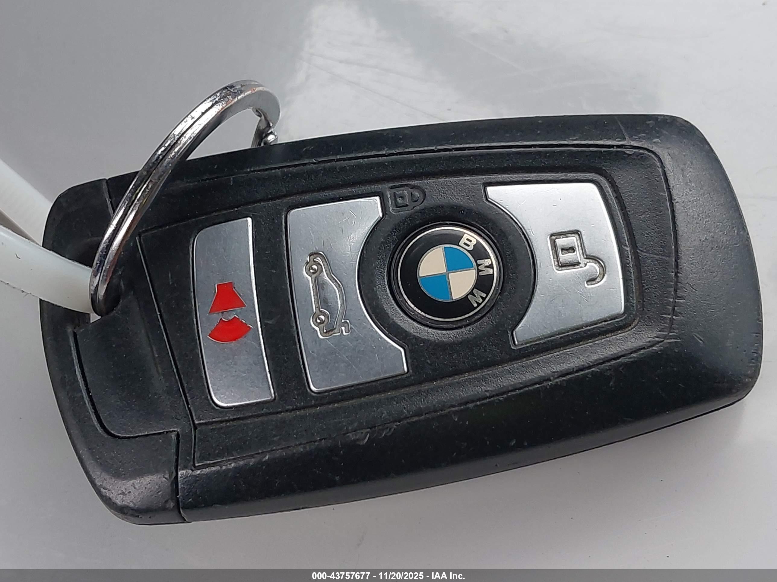BMW 528I image 11