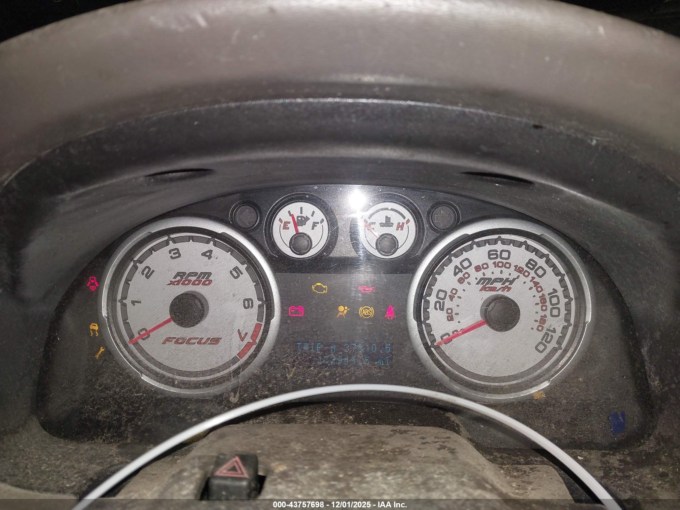 FORD FOCUS image 7
