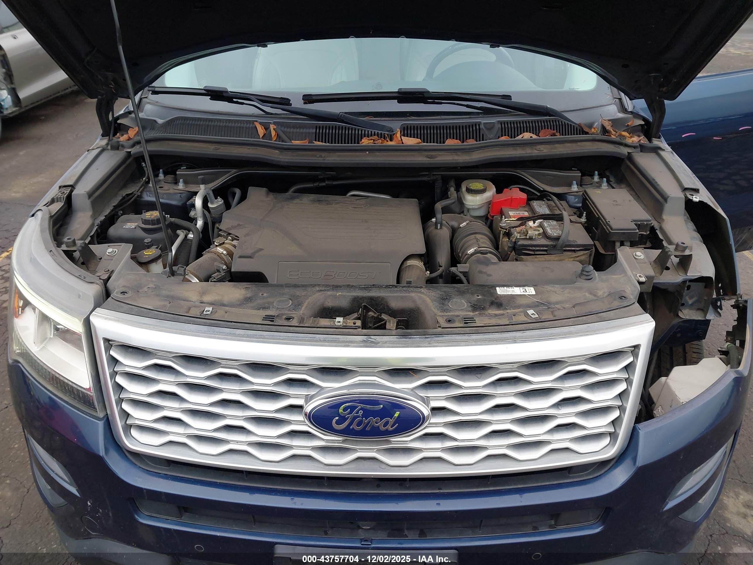 FORD EXPLORER image 10
