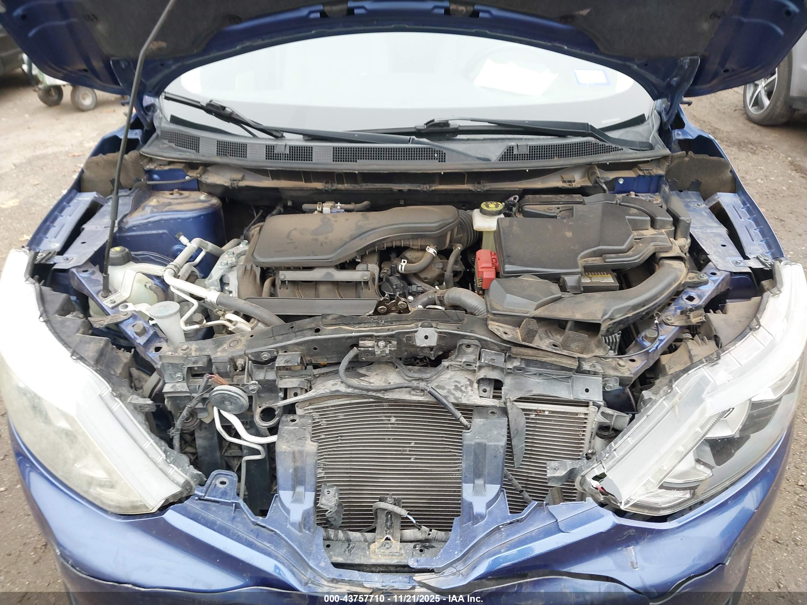 NISSAN ROGUE image 10