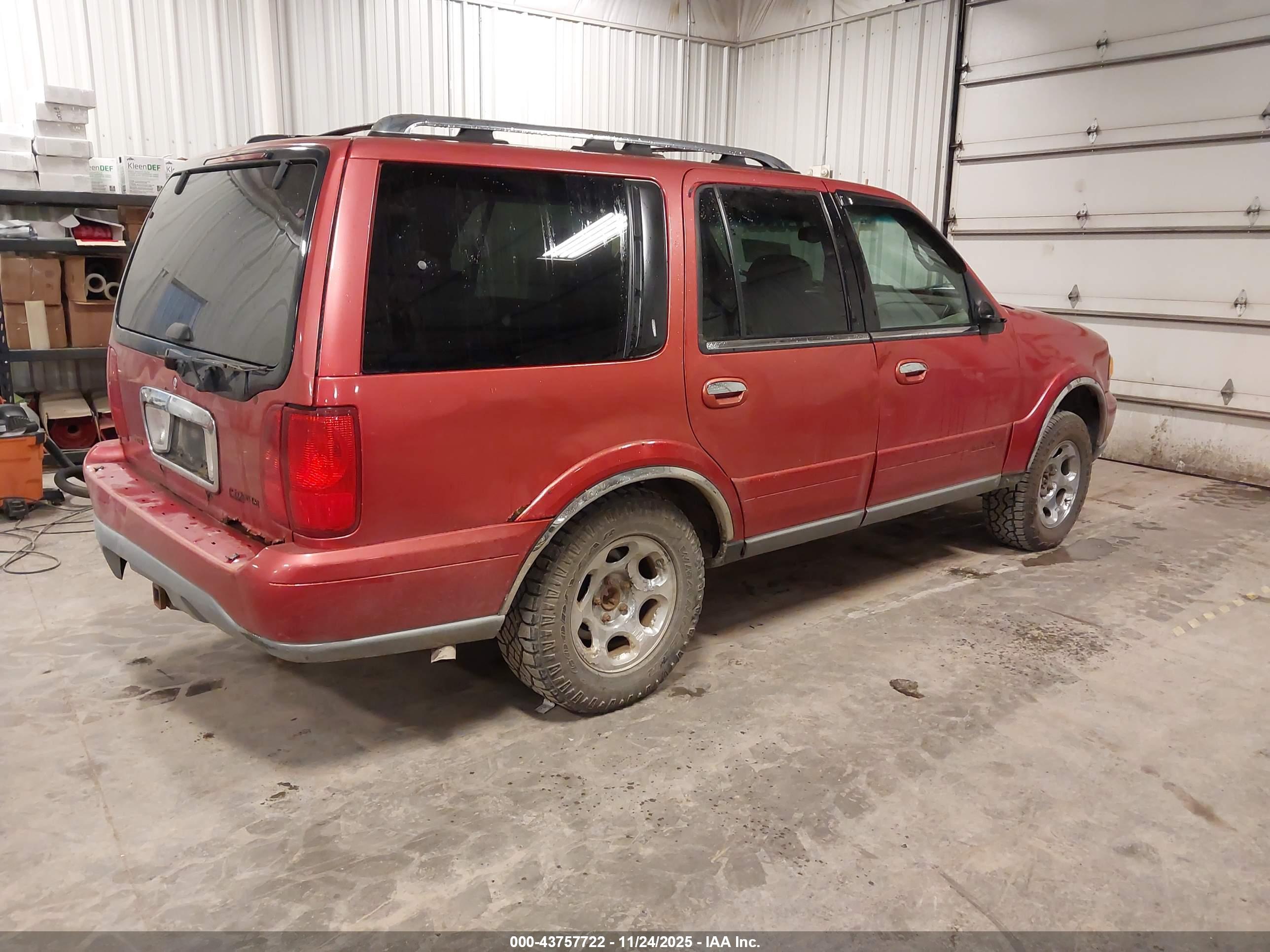 LINCOLN NAVIGATOR image 4