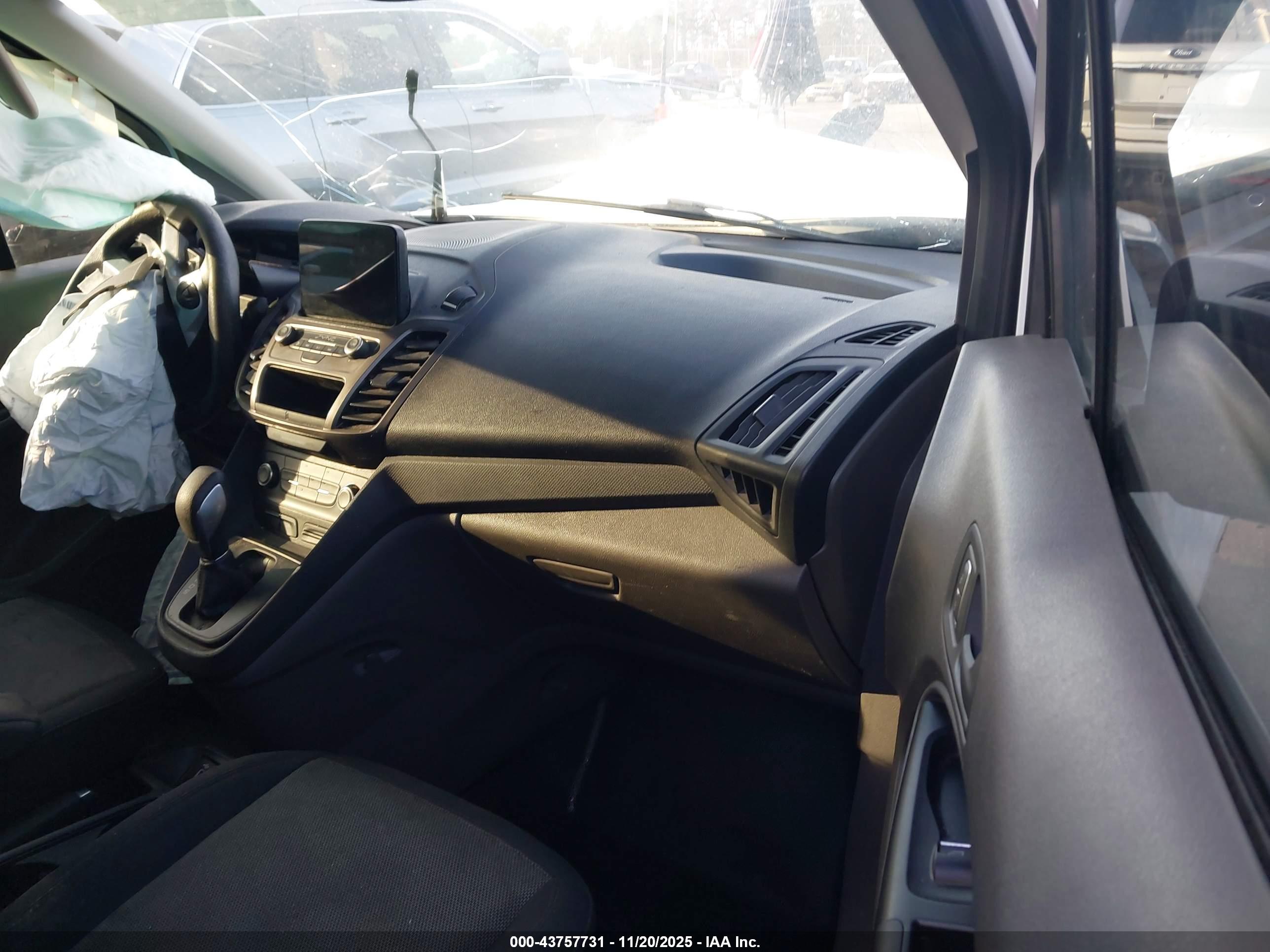 FORD TRANSIT image 5