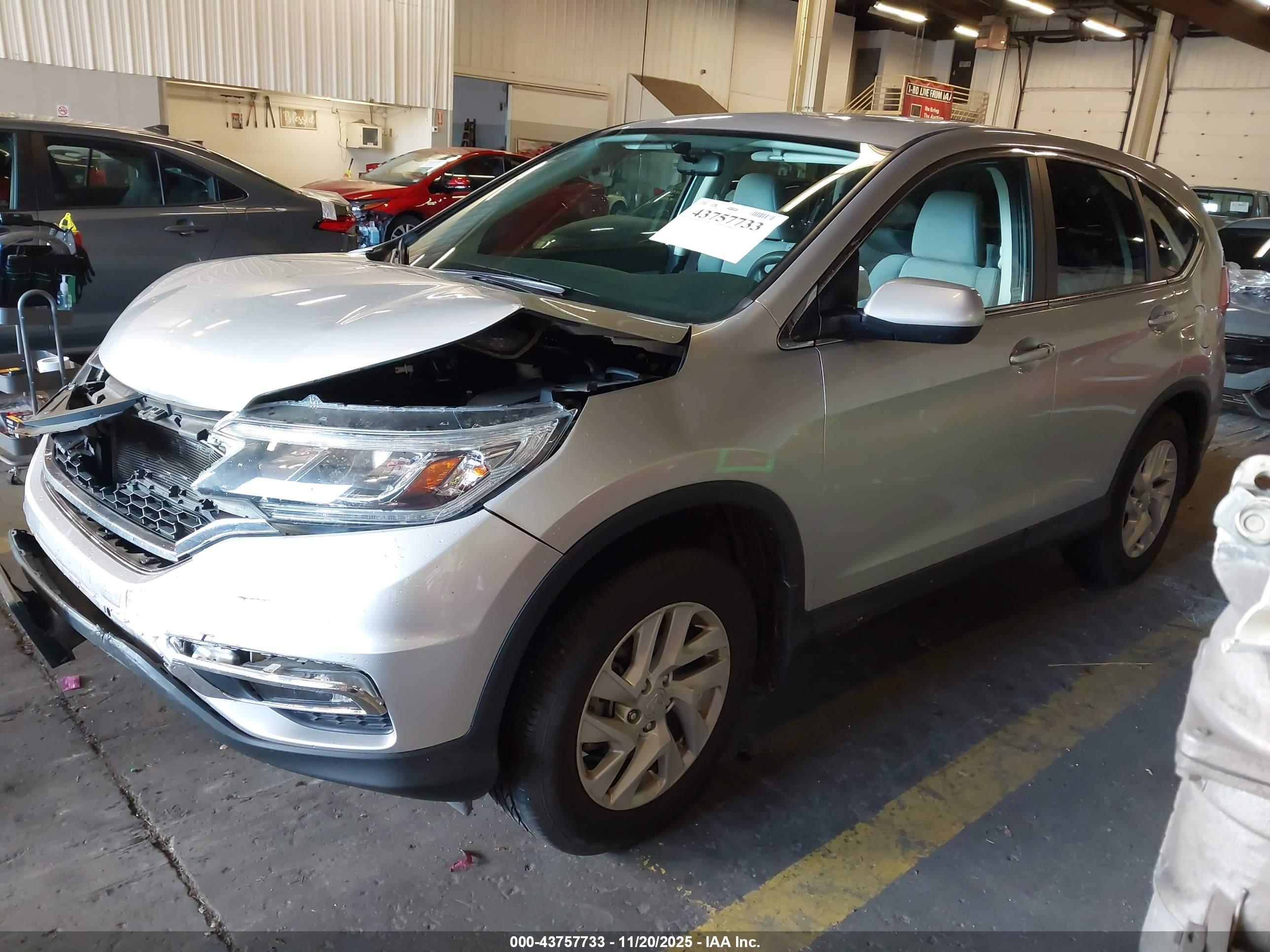 HONDA CR-V image 2