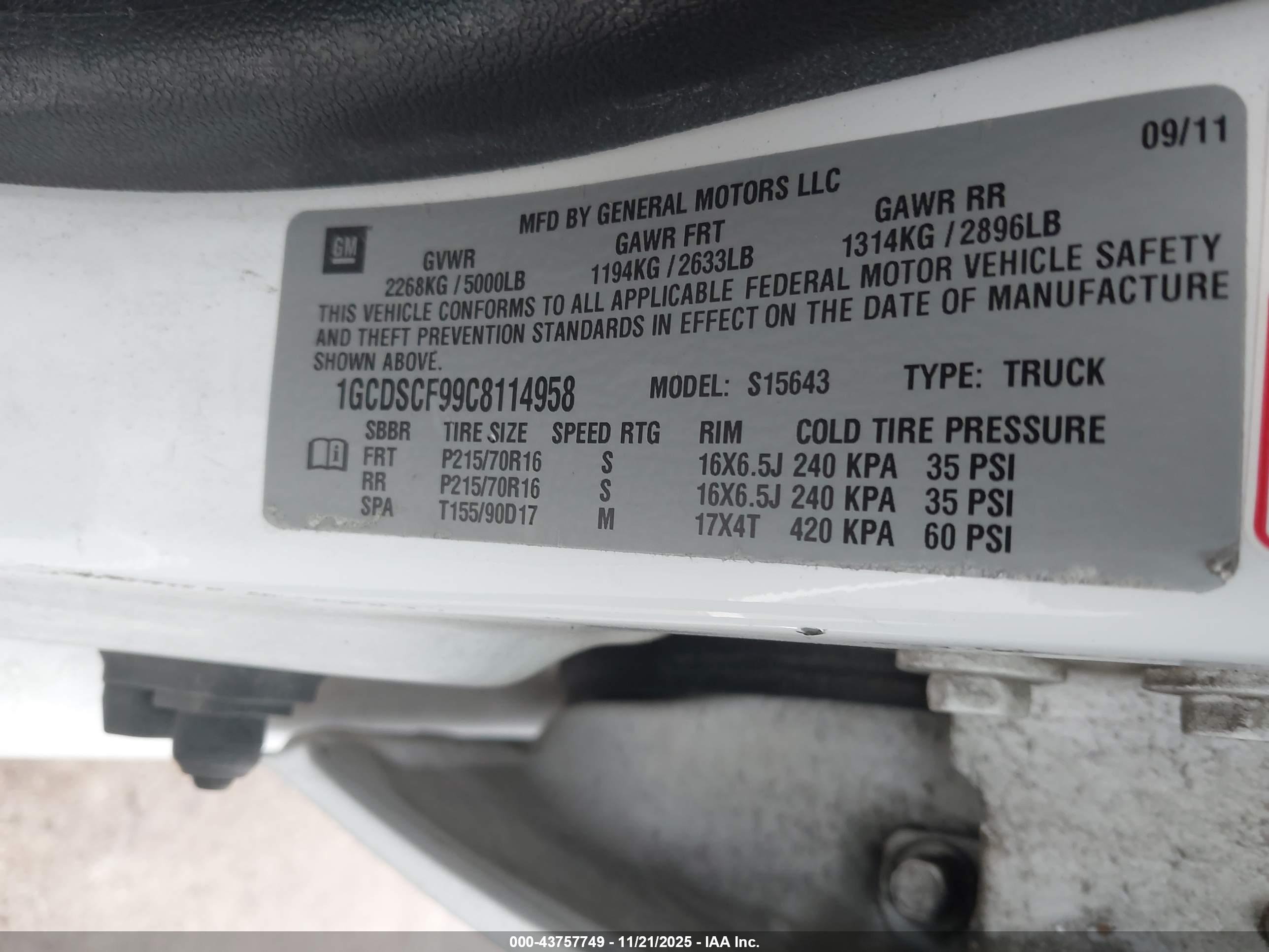 CHEVROLET COLORADO image 9