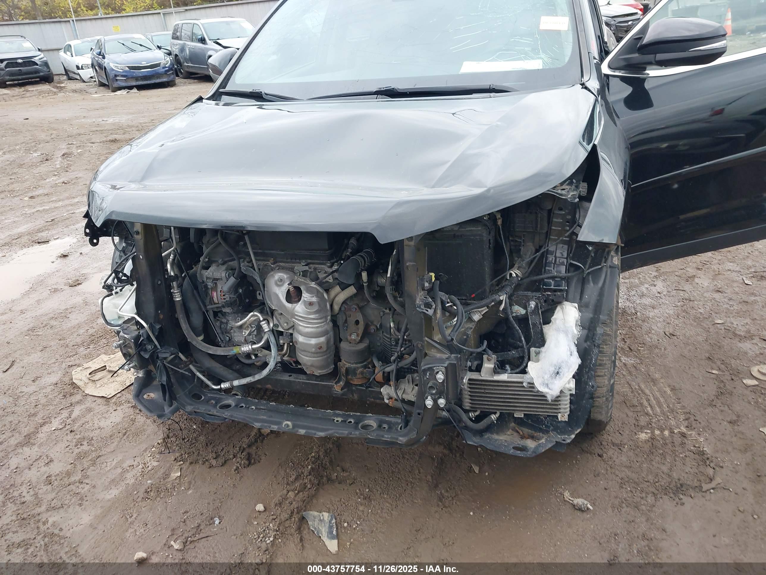 TOYOTA HIGHLANDER image 6