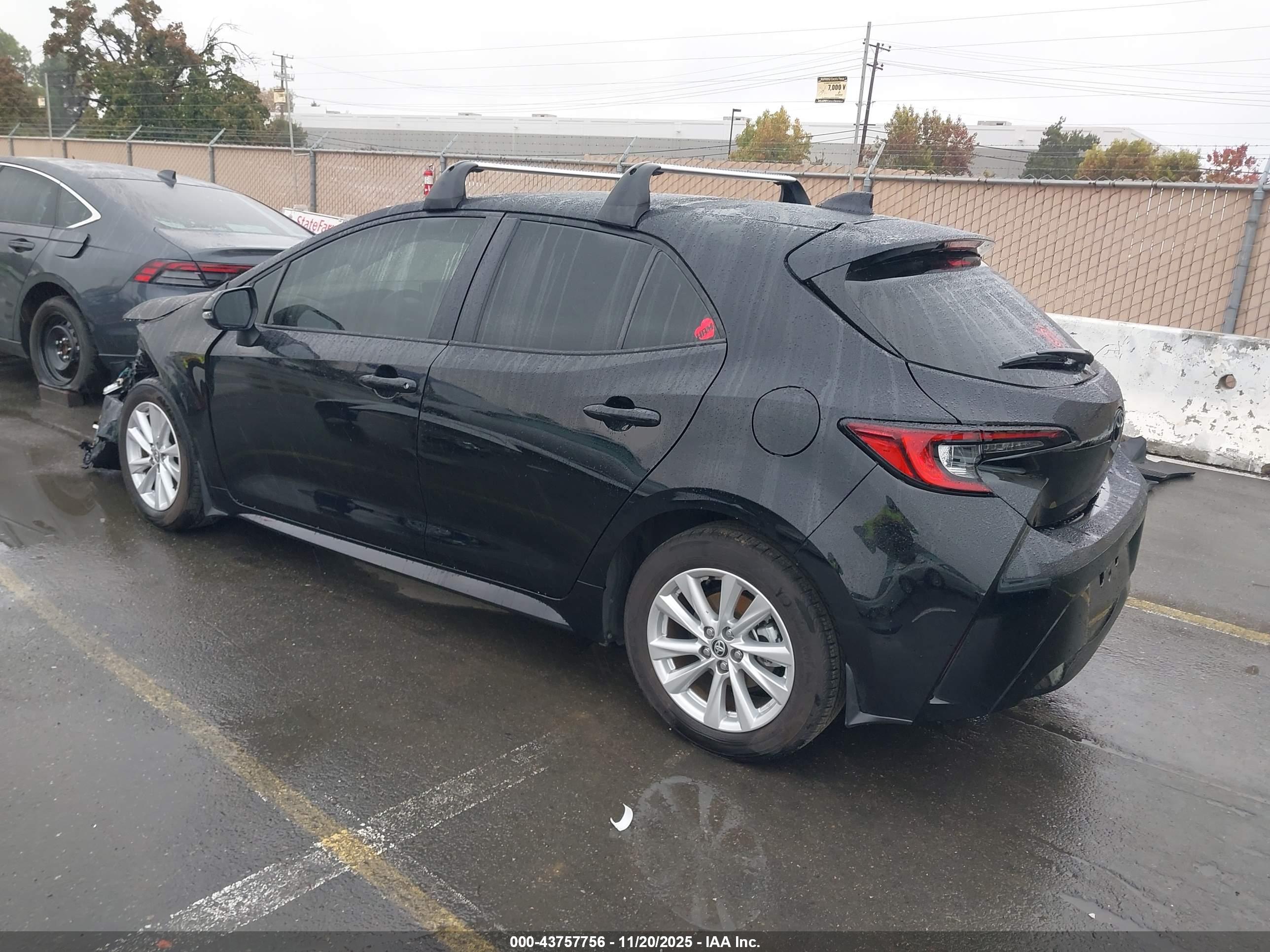 TOYOTA COROLLA image 3