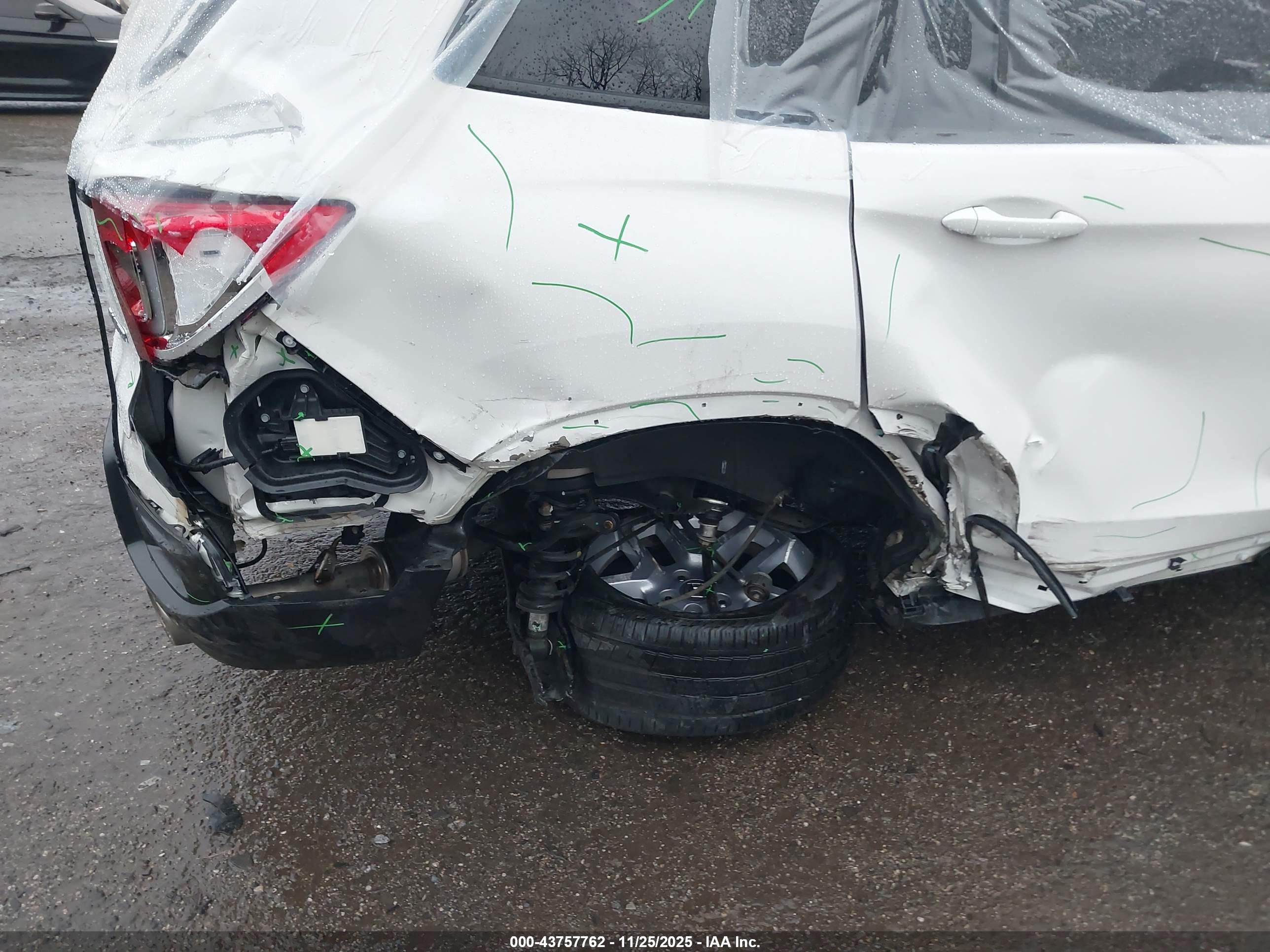 HONDA PASSPORT image 6