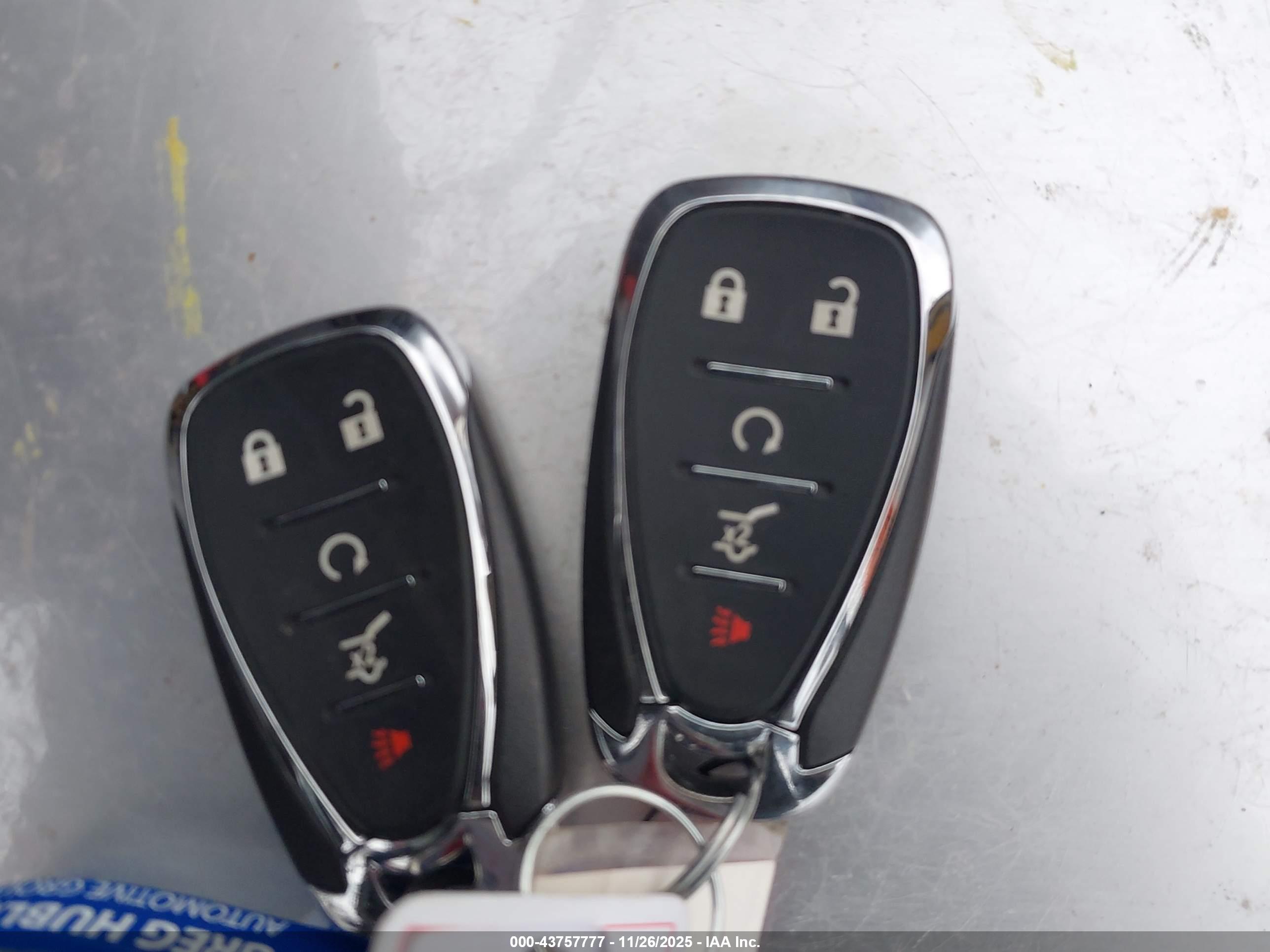 CHEVROLET EQUINOX image 11