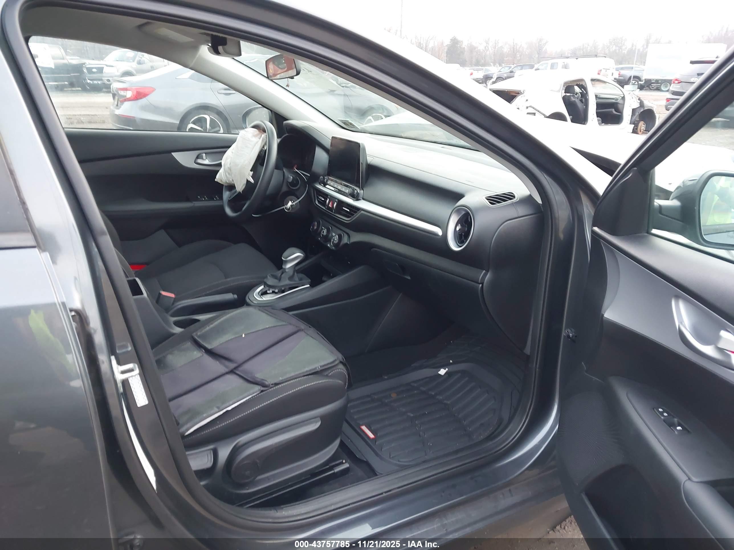 KIA FORTE image 5