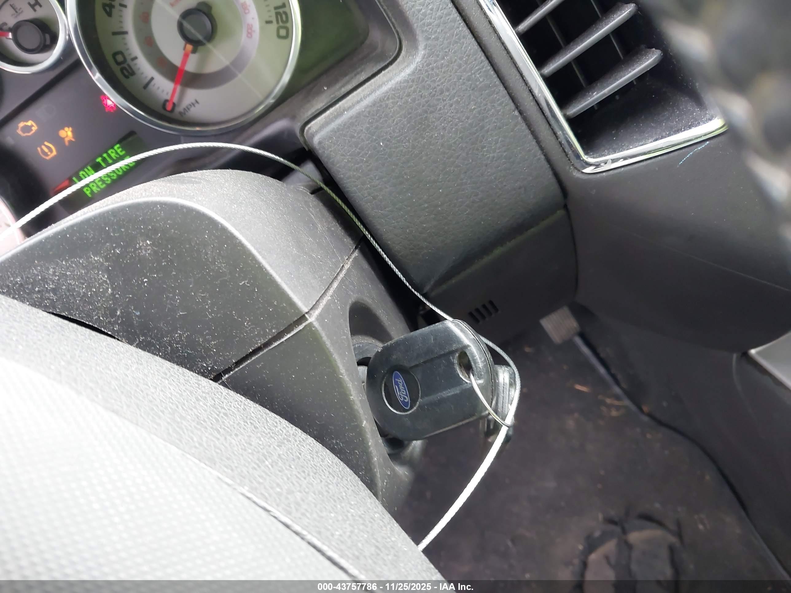 FORD EDGE image 11