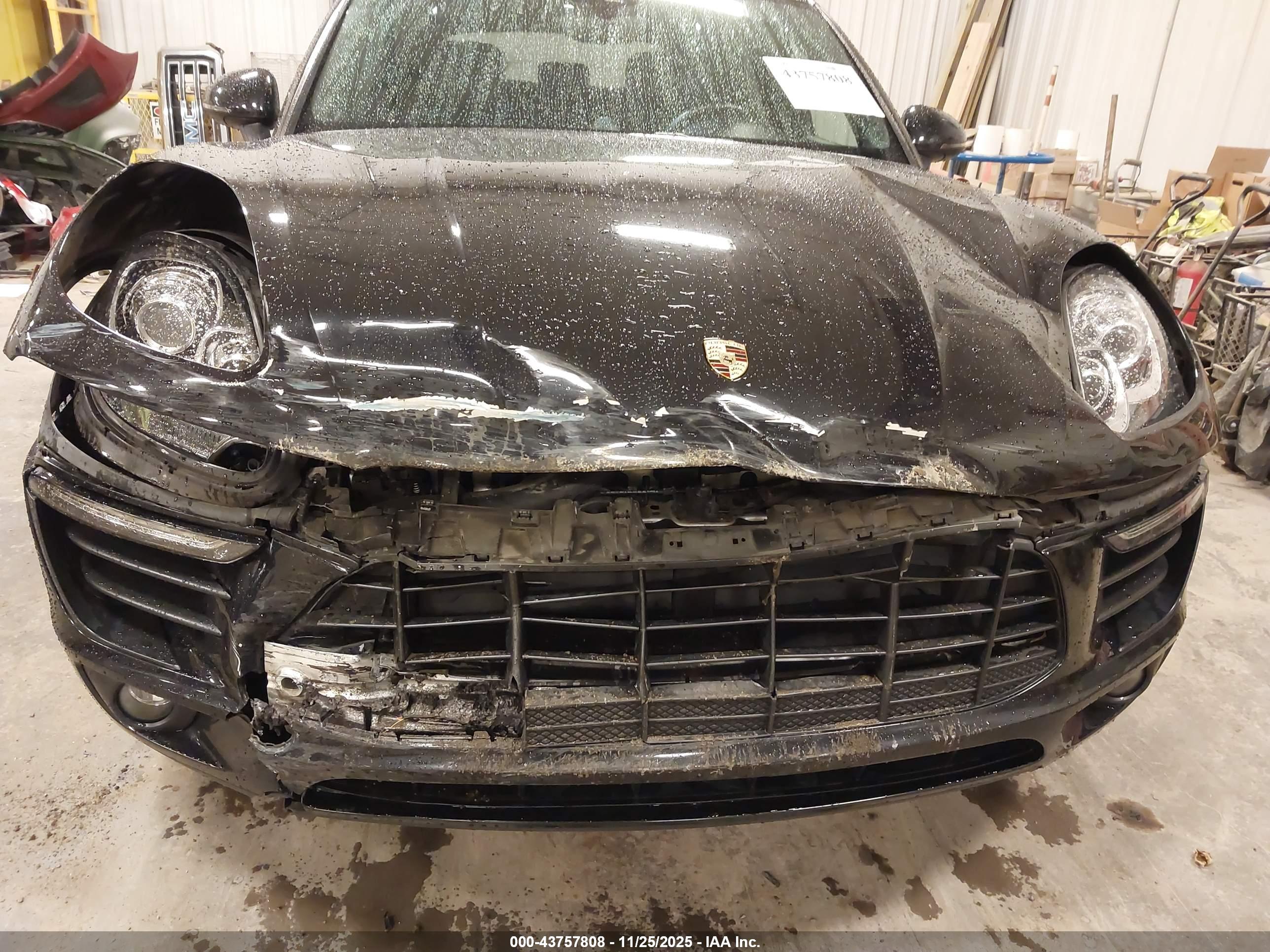 PORSCHE MACAN image 6