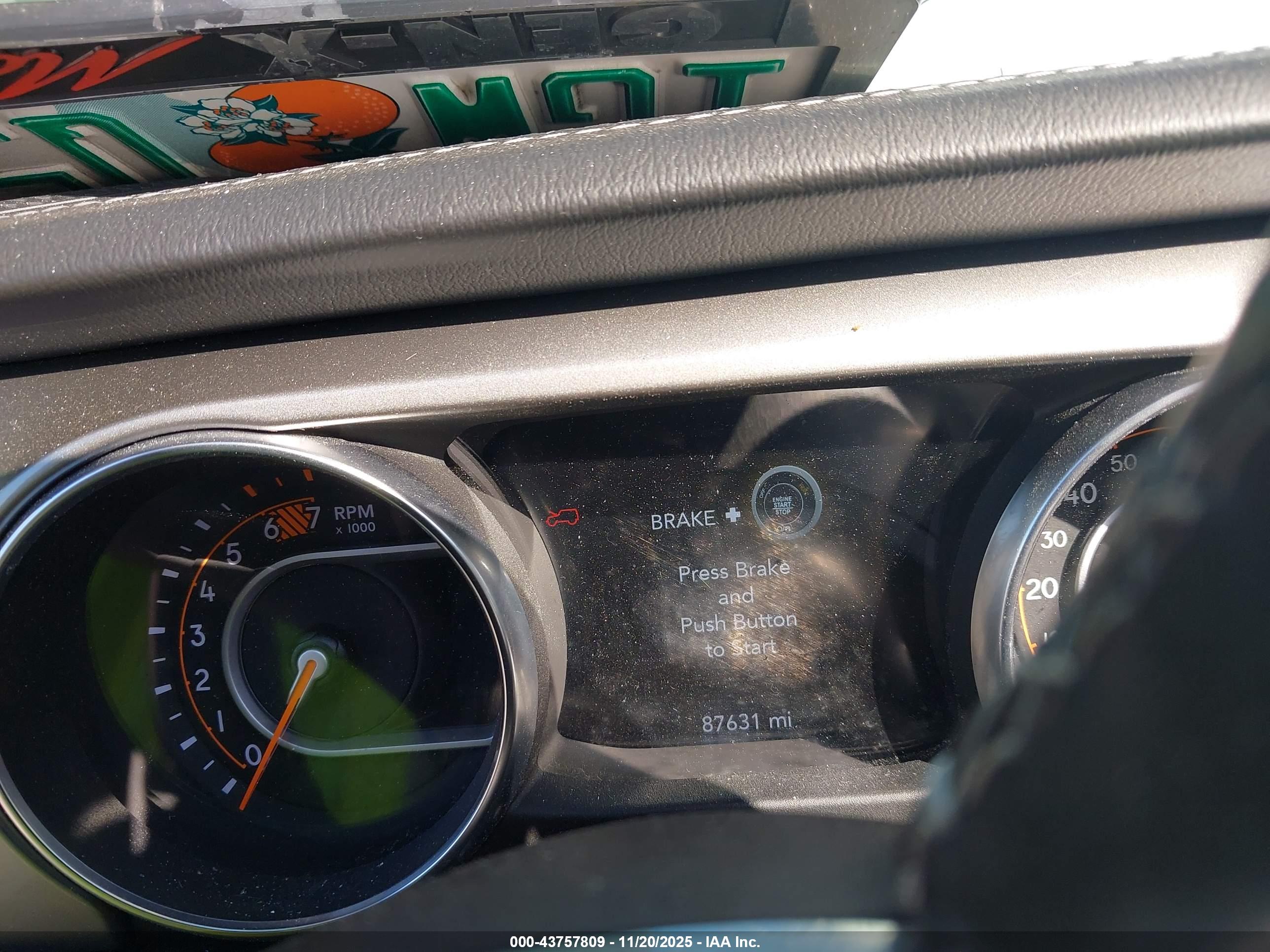 JEEP WRANGLER image 7