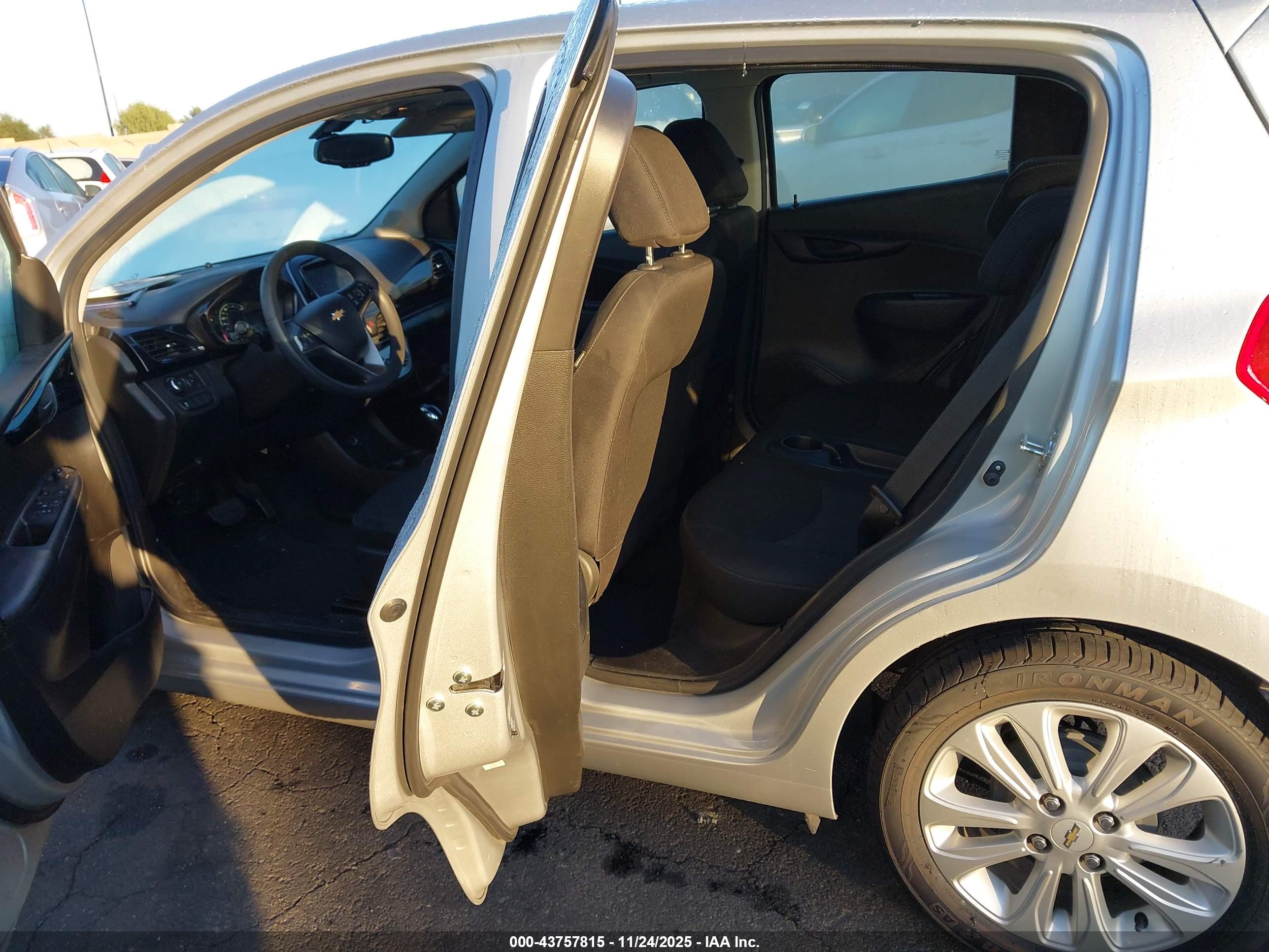 CHEVROLET SPARK image 8