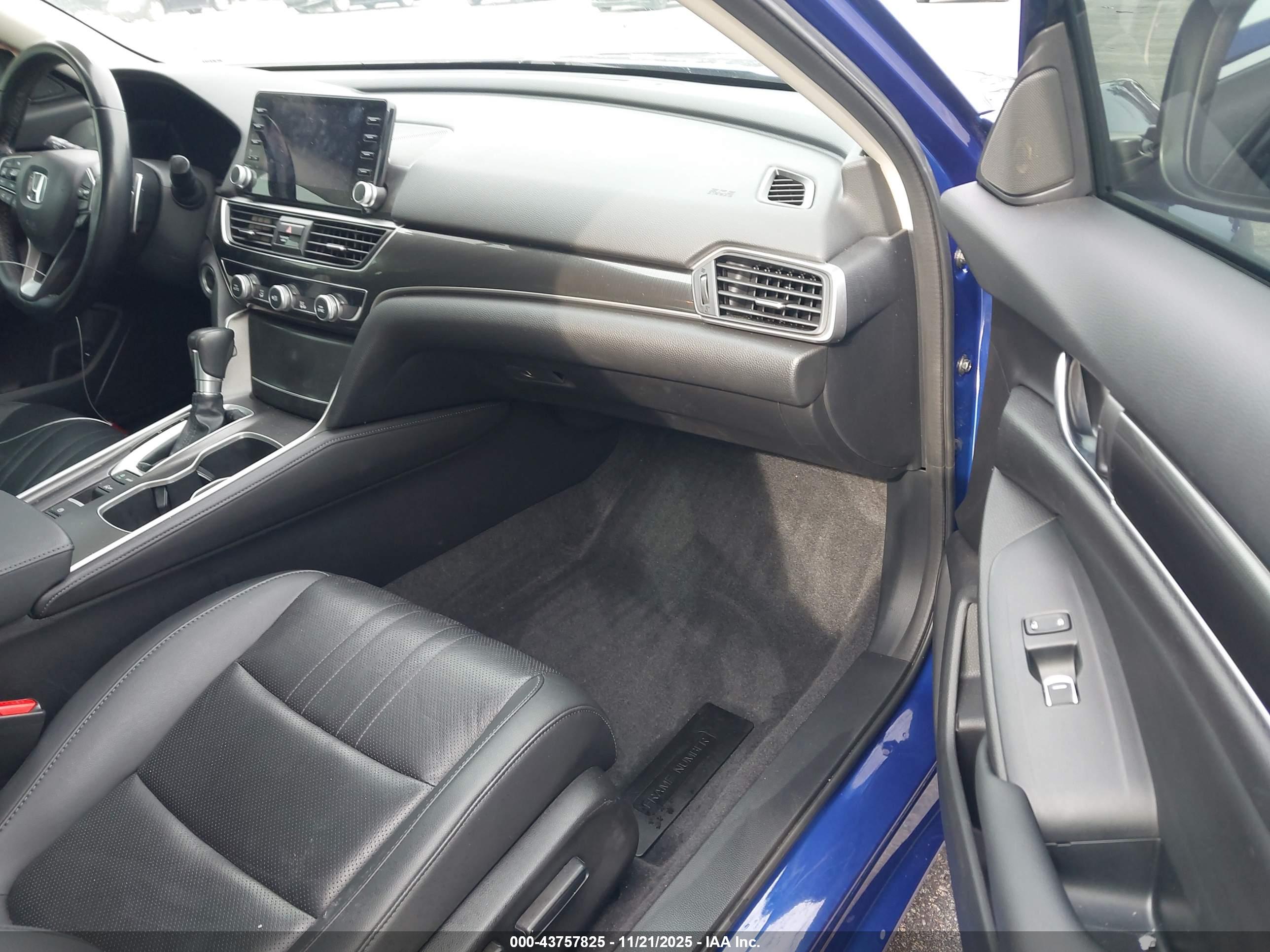 HONDA ACCORD image 5