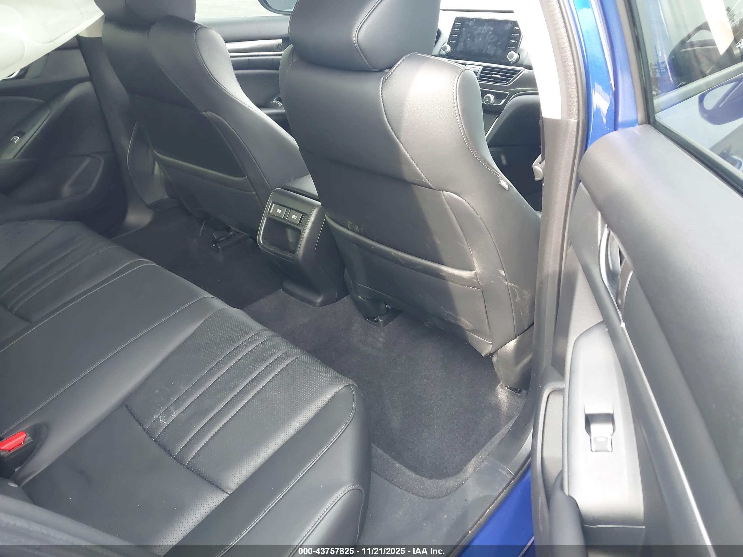 HONDA ACCORD image 8