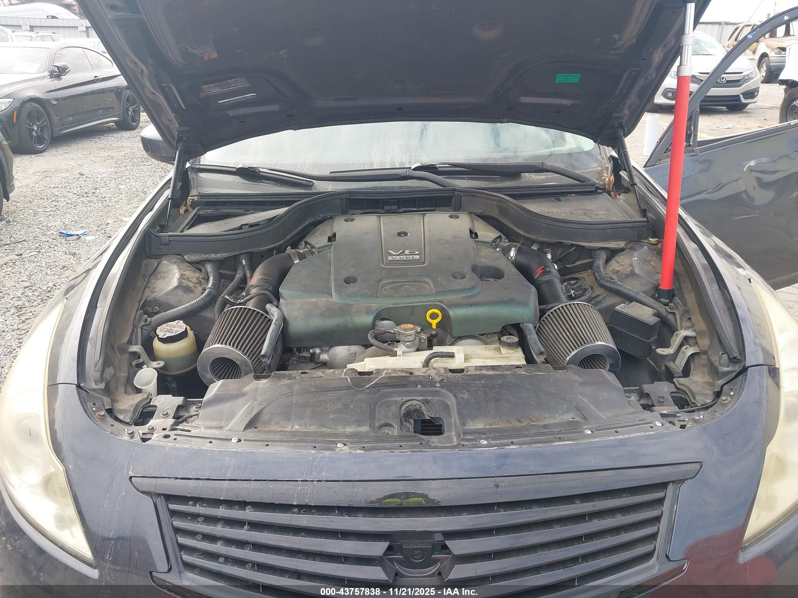 INFINITI G37X image 10