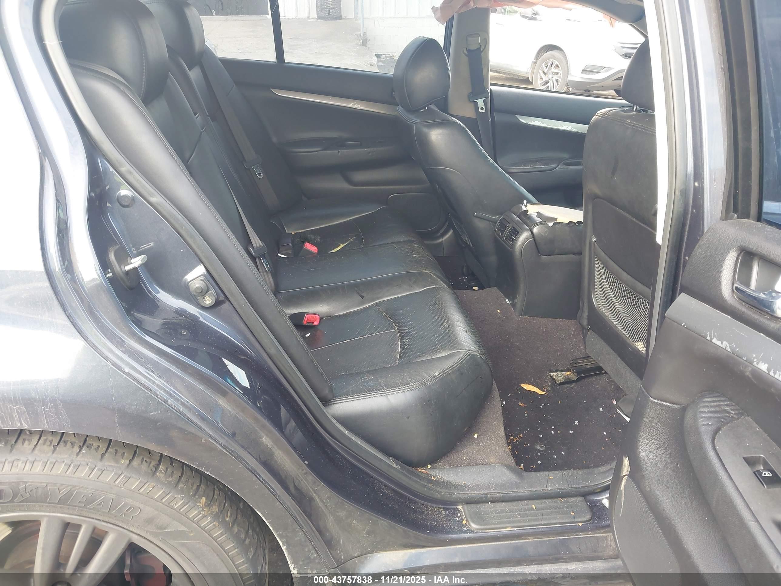 INFINITI G37X image 8