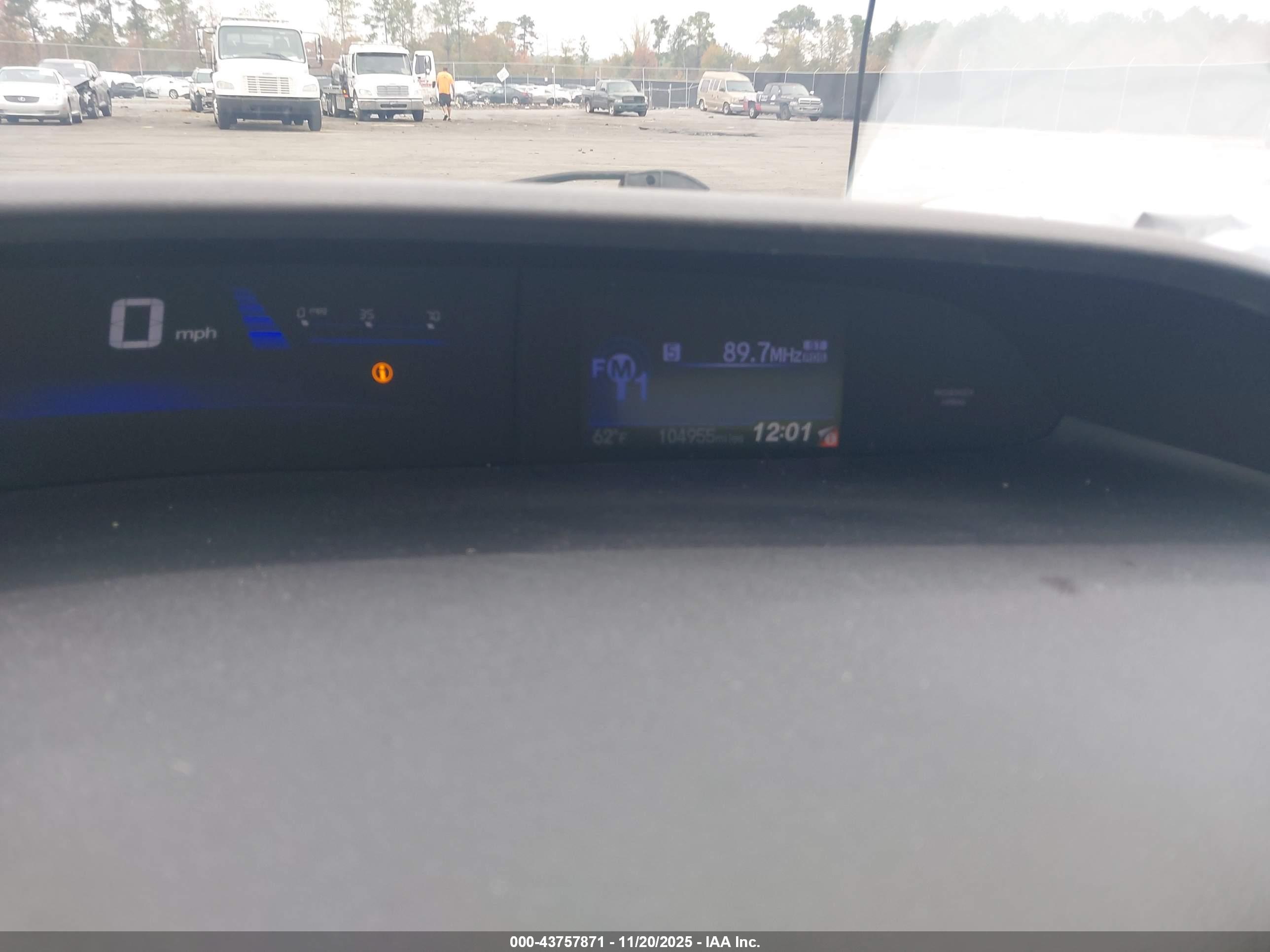HONDA CIVIC image 7