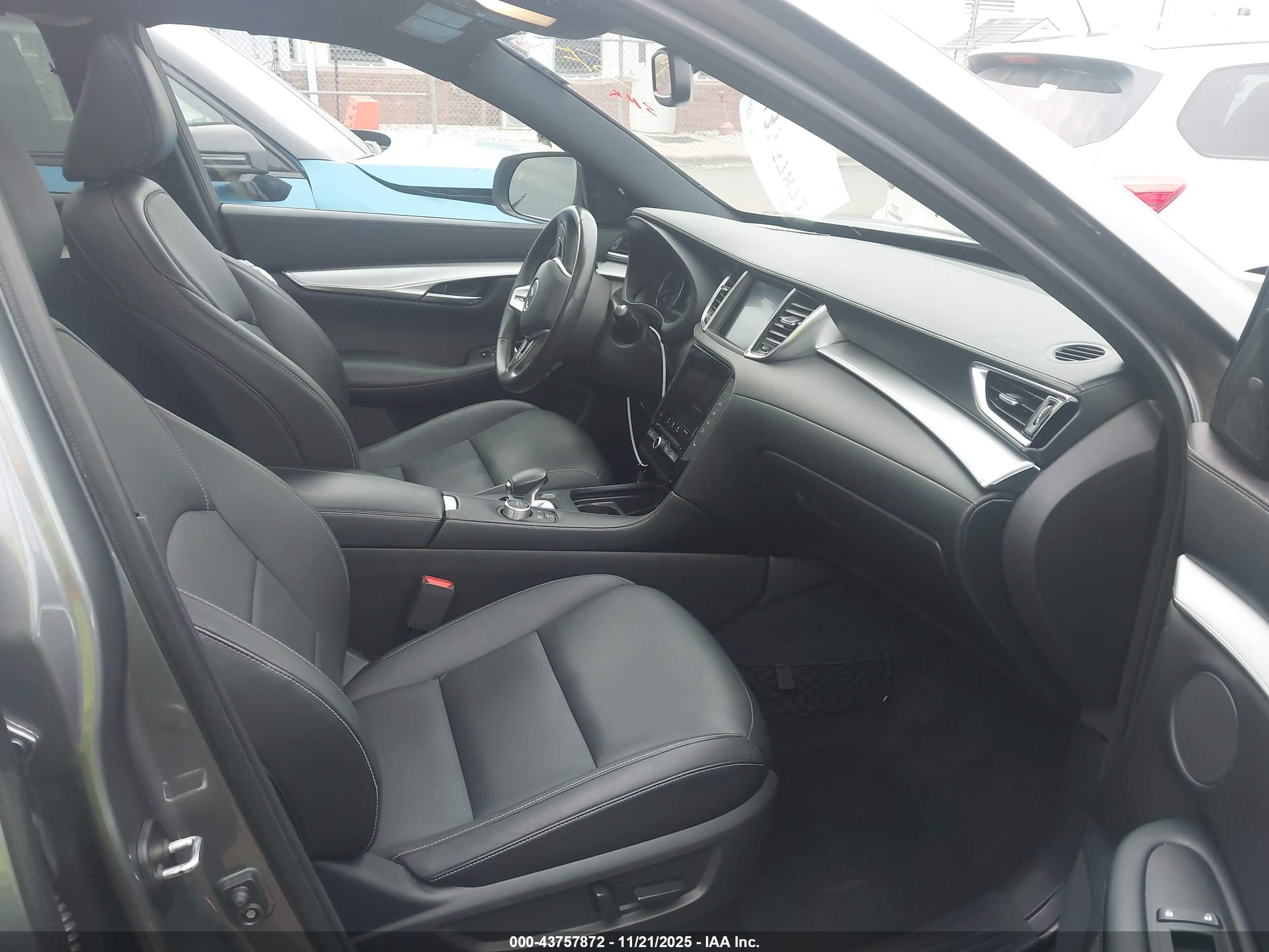 INFINITI QX50 image 5