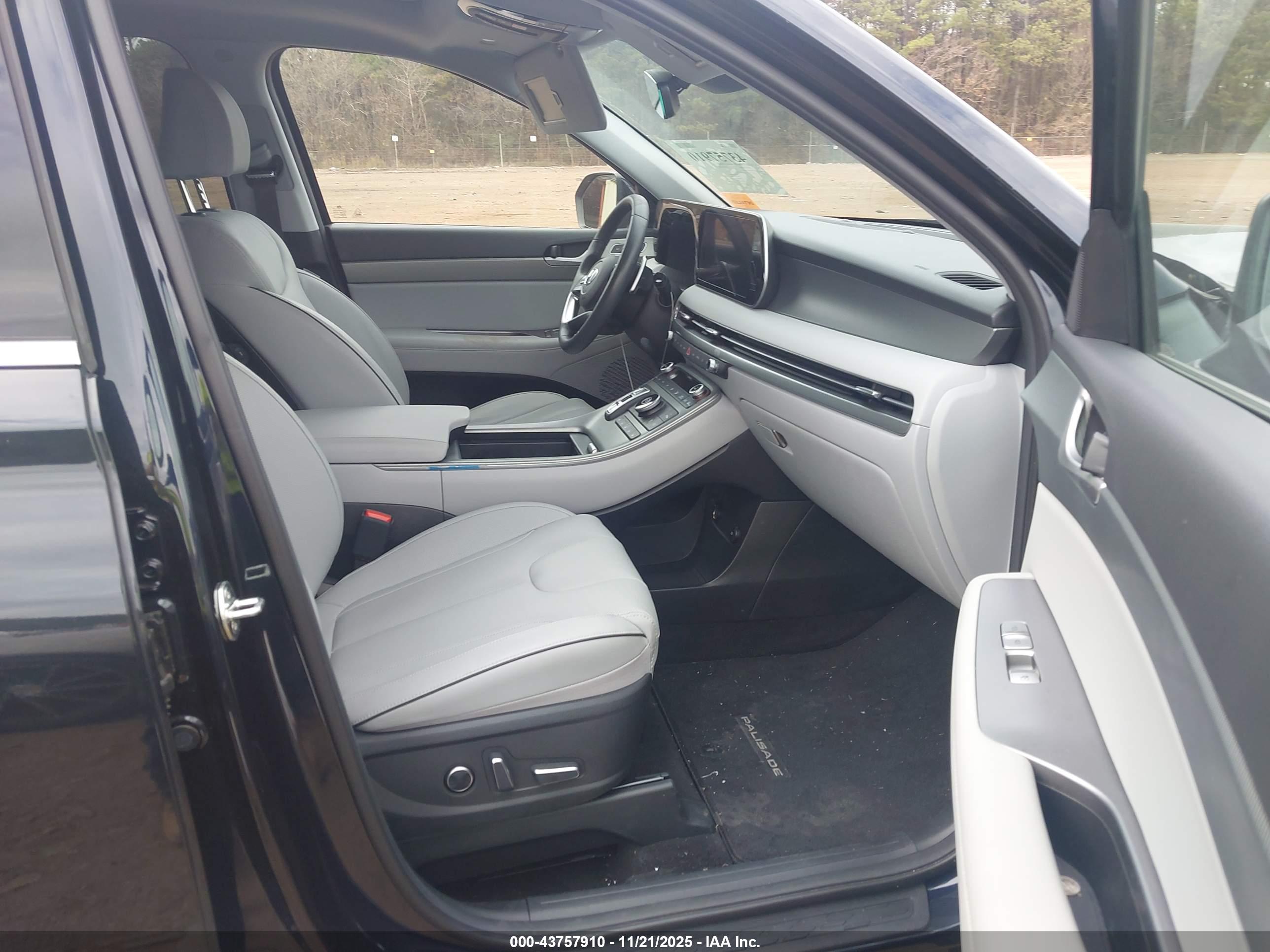 HYUNDAI PALISADE image 5