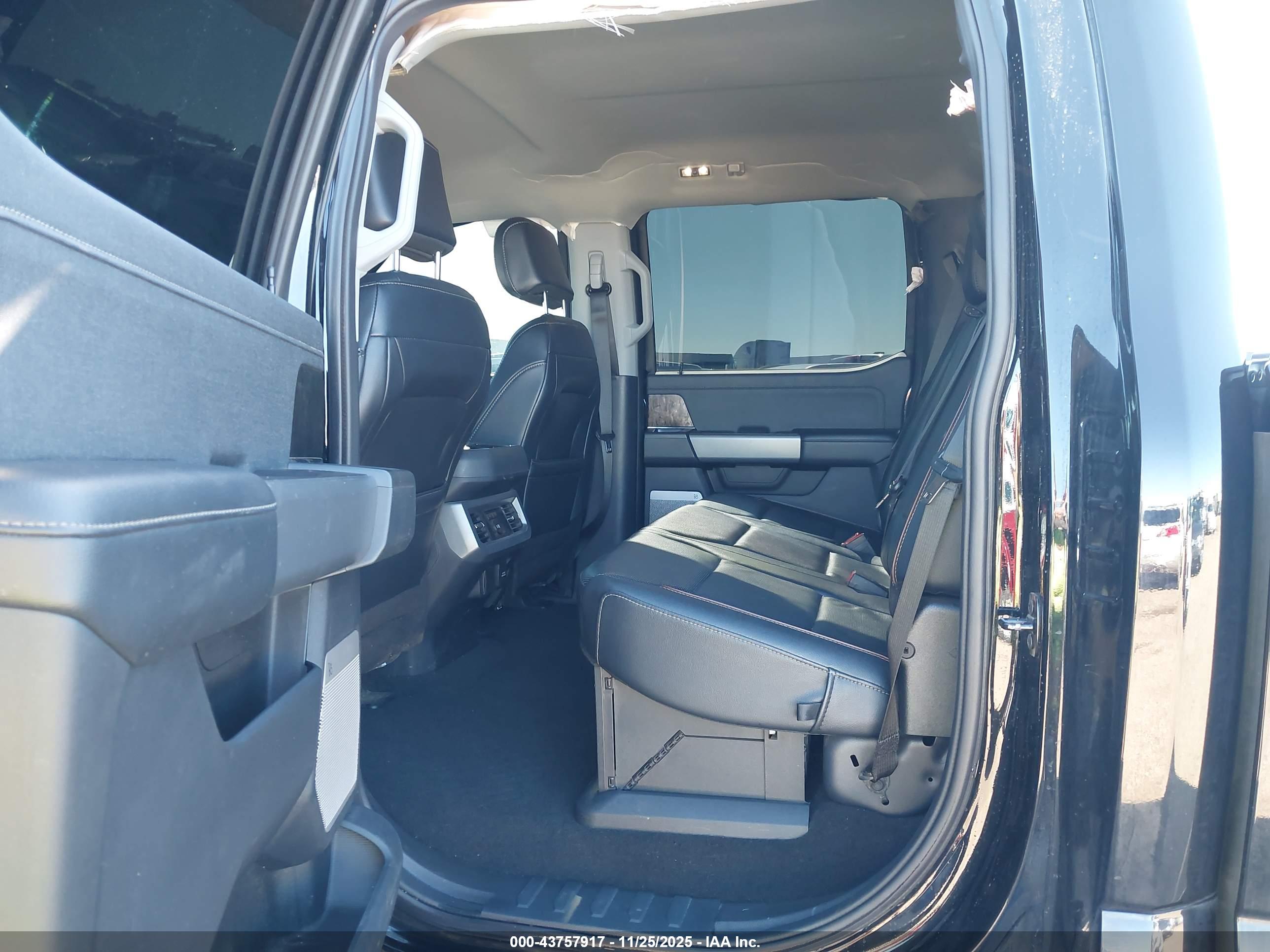 FORD F-250 image 8