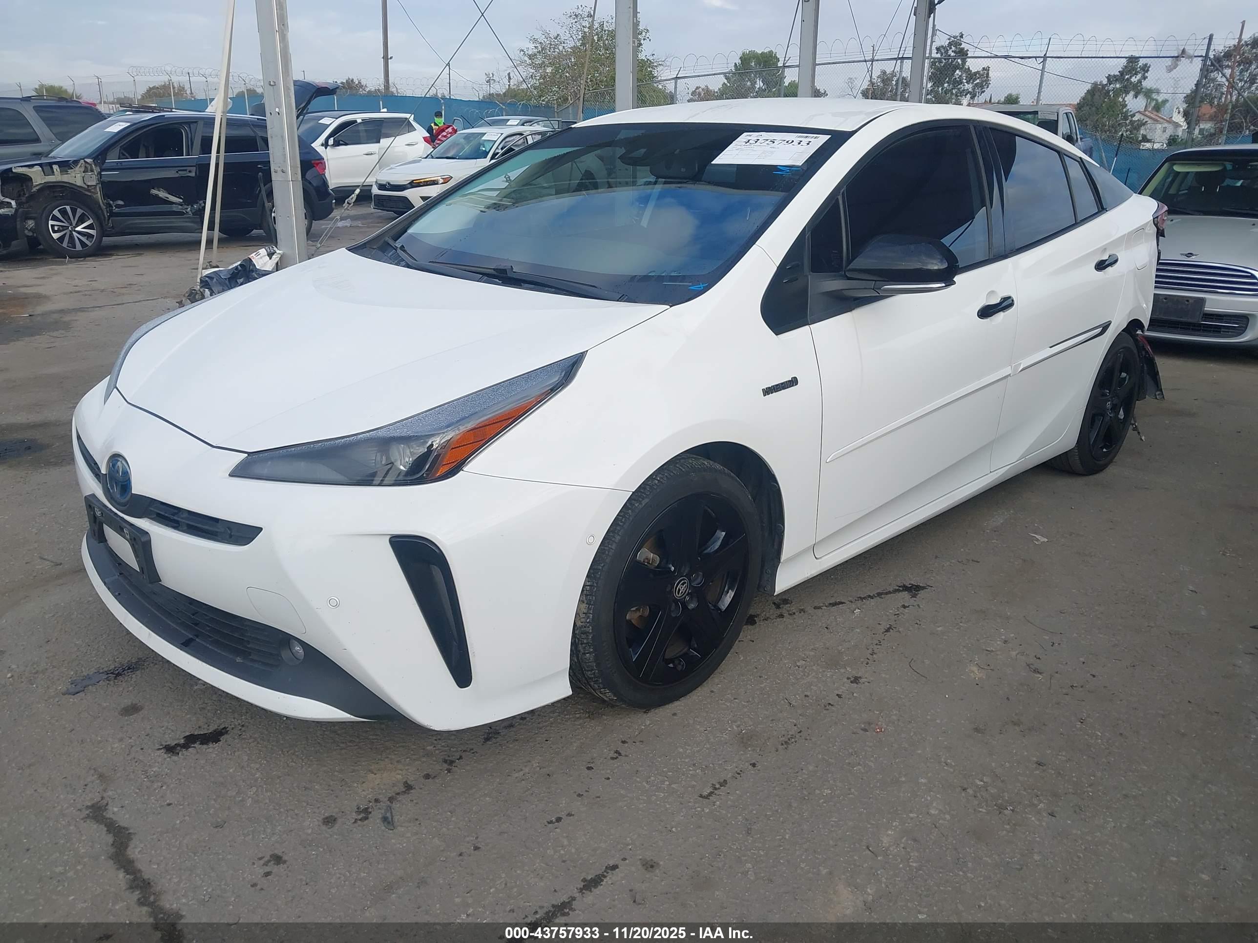 TOYOTA PRIUS image 2