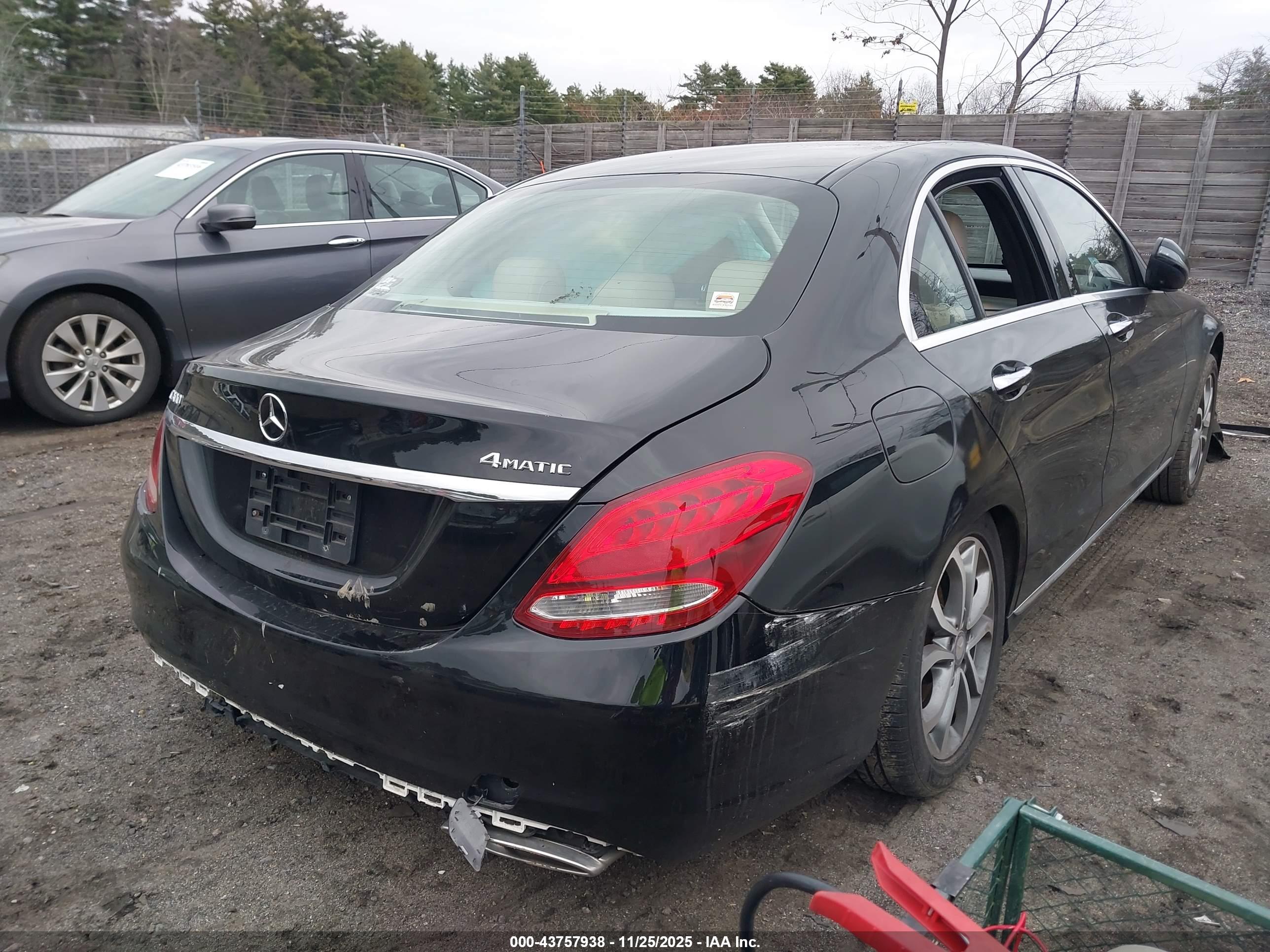 MERCEDES-BENZ C image 4
